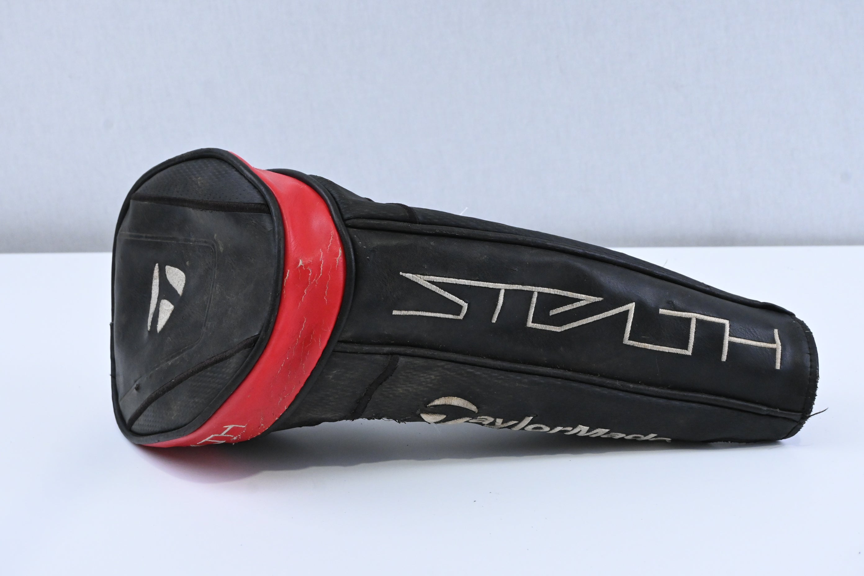 Taylormade Stealth Driver / 9 Degree / Stiff Flex Fujikura Ventus Red 5 Shaft