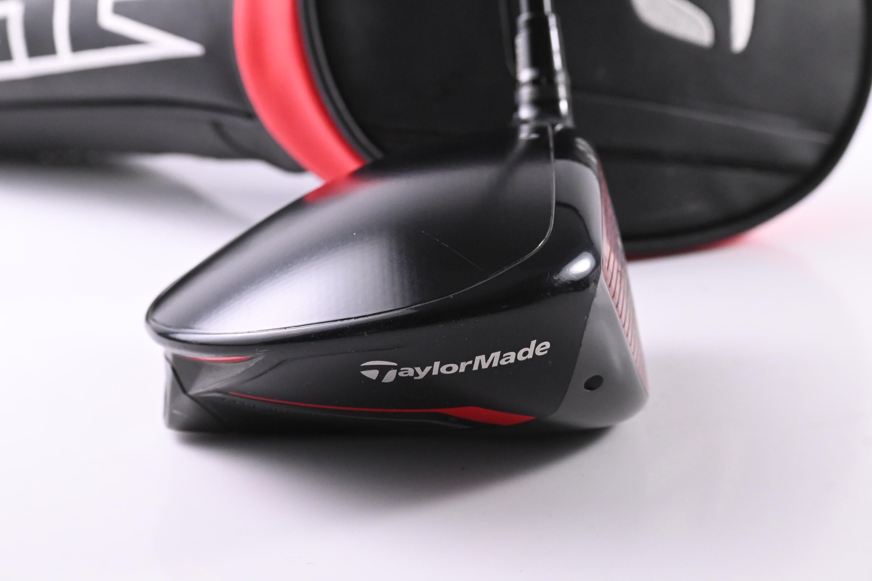 Taylormade Stealth Driver / 9 Degree / Stiff Flex Kai'li Blue 60 Shaft