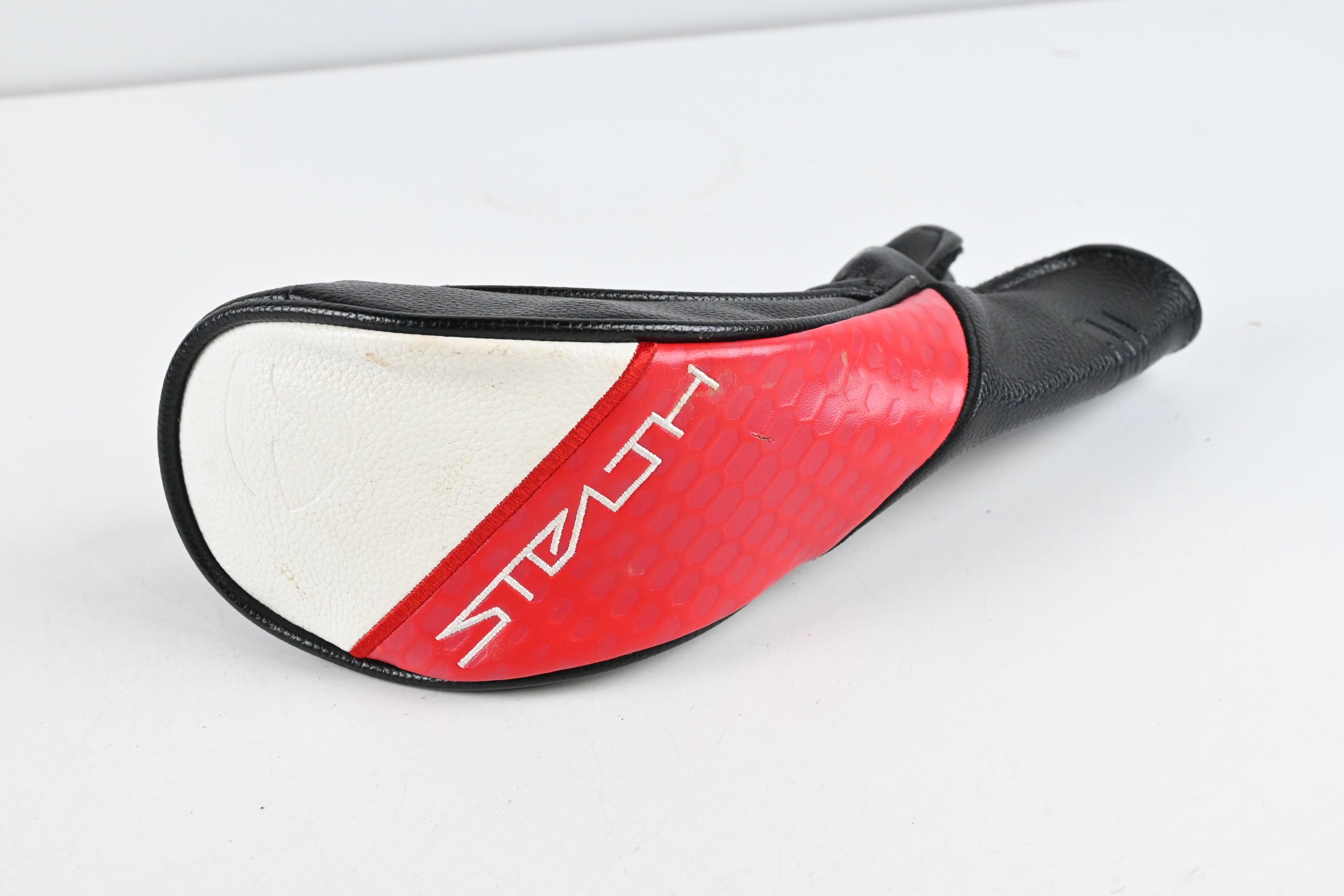 Taylormade Stealth 2 Plus #4 Hybrid / 22 Degree / Stiff Flex HZRDUS Smoke Red