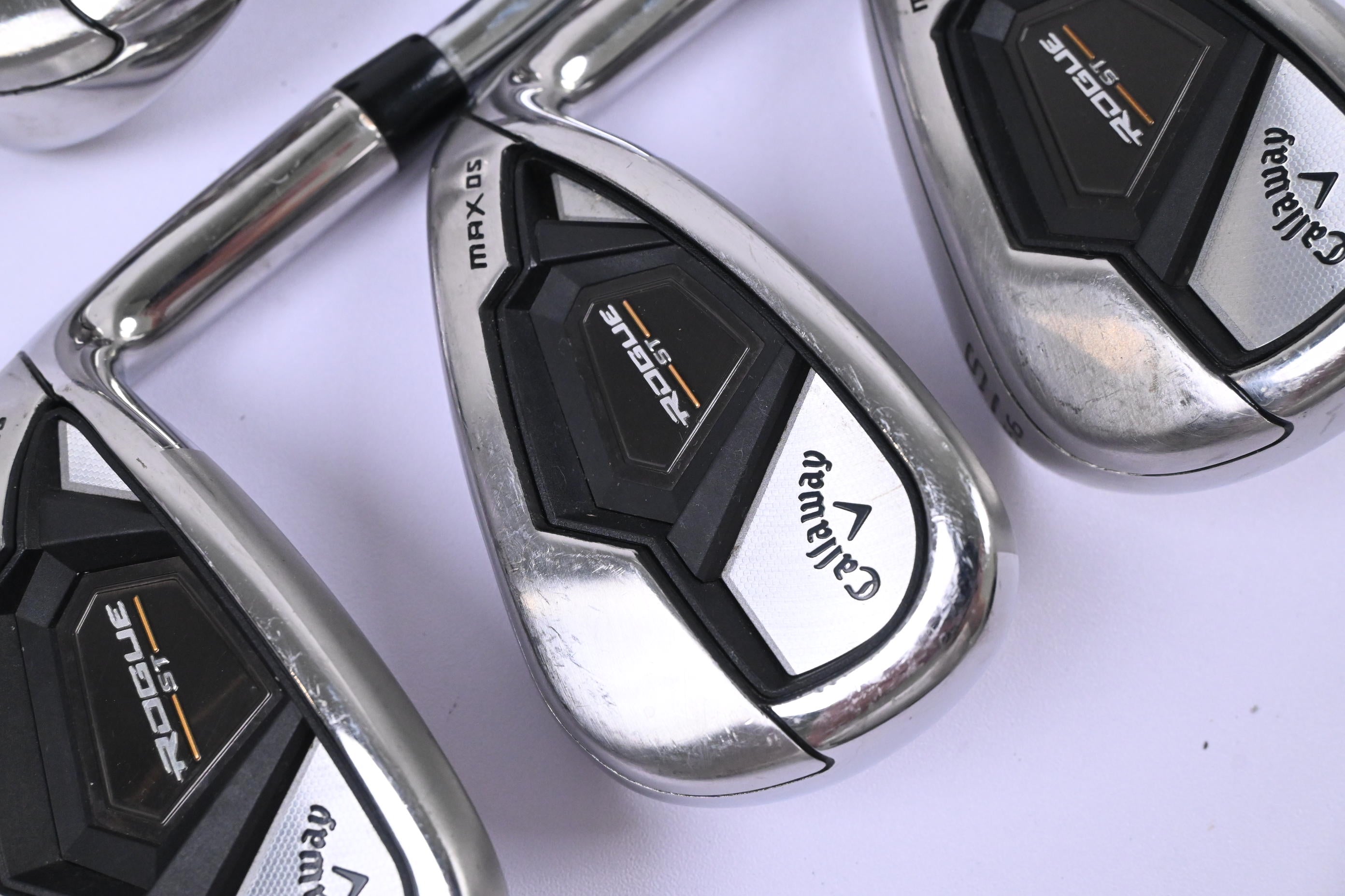Callaway Rogue ST Max OS Irons / 7-PW+SW / Regular Flex Elevate MPH 85 Shafts