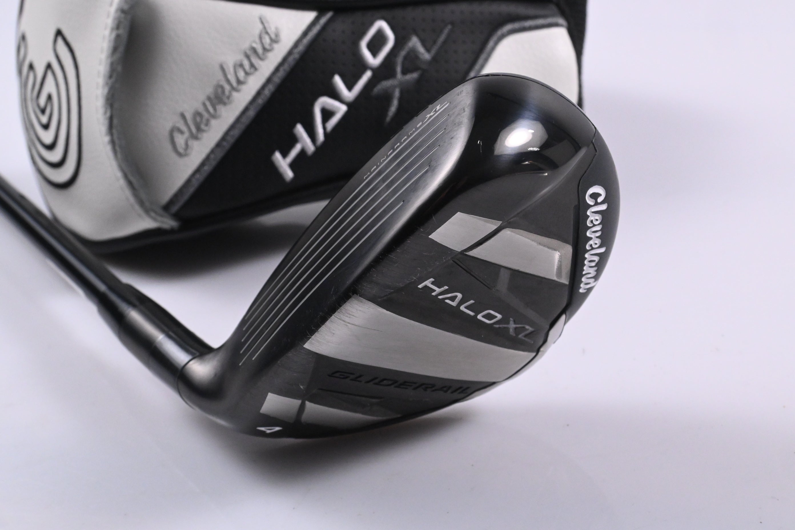 Left Hand Cleveland Halo XL #4 Hybrid / 21 Degree / Regular Flex Tensei AV Raw