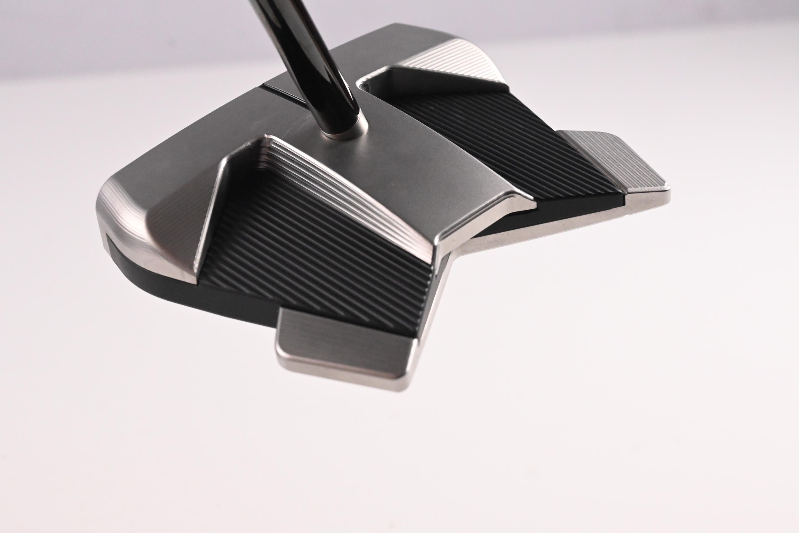 Scotty Cameron OC 11R Putter / 34 Inch