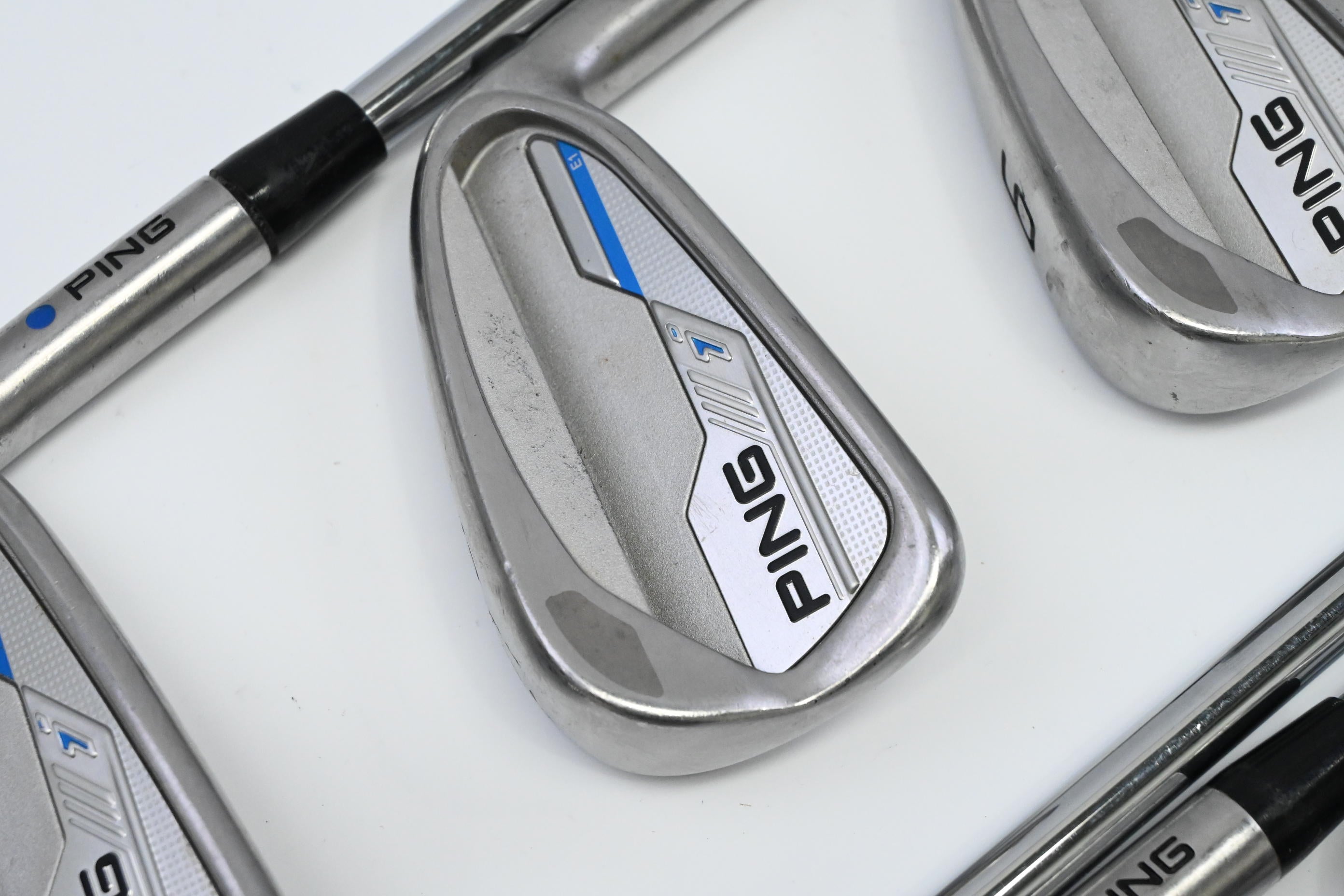 Ping i-Series E1 Irons / 4-PW / Blue Dot / Regular Flex Ping CFS Distance Shafts