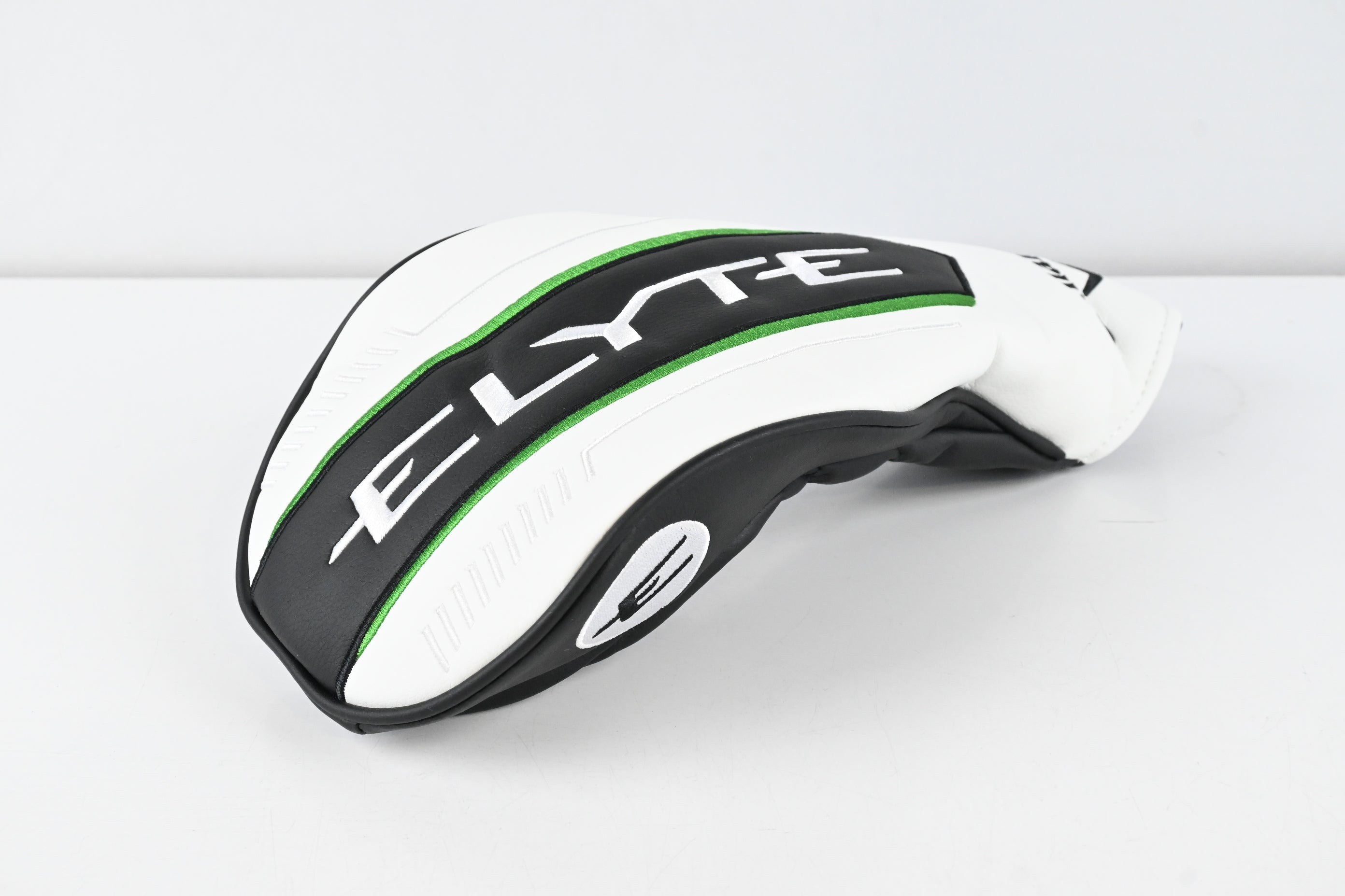 Callaway Elyte X Driver / 10.5 Degree / Senior Flex Vanquish 4 Shaft