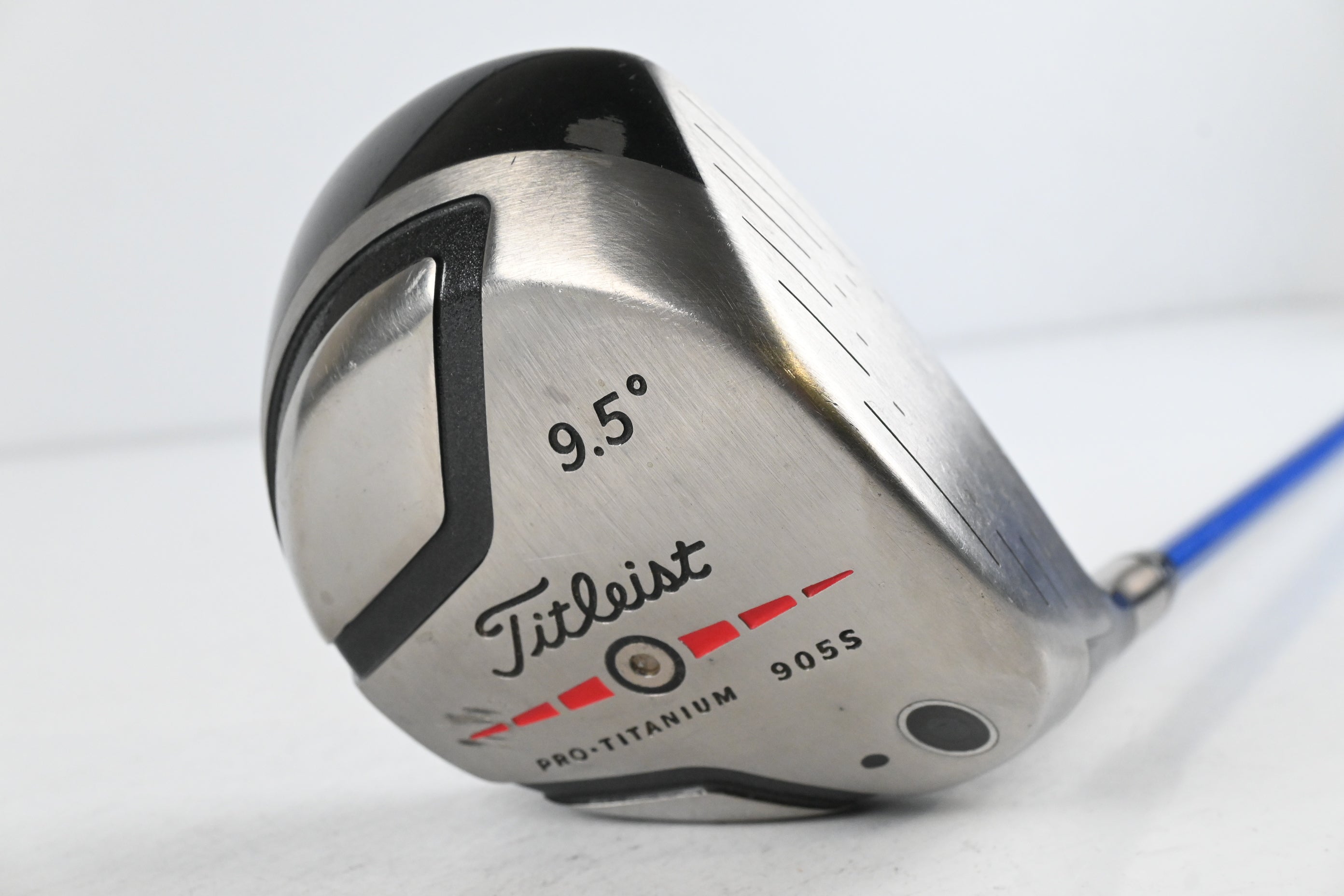 Titleist 905 S Driver / 9.5 Degree / Stiff Flex Grafalloy Blue Shaft
