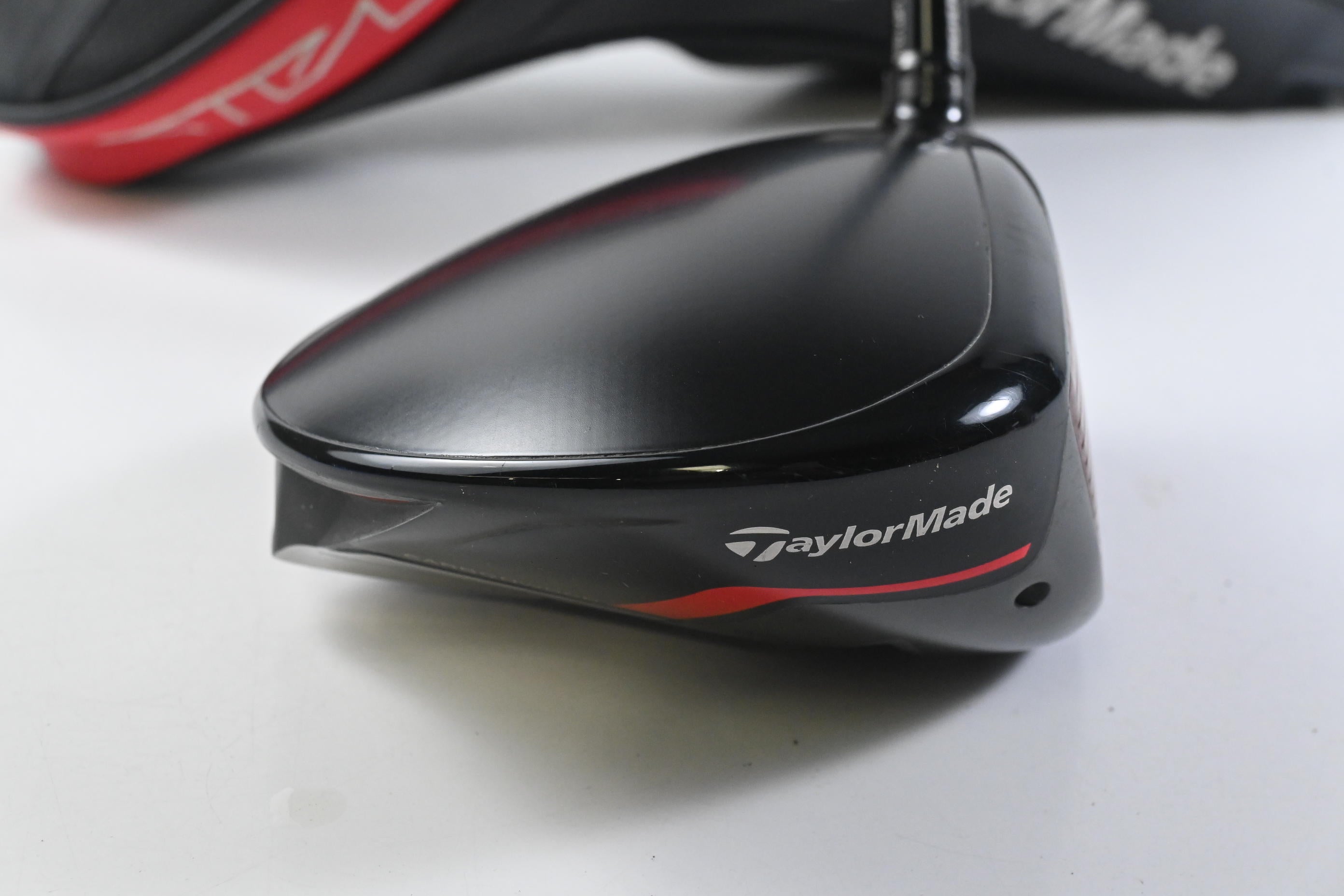 Taylormade Stealth Plus Driver / 10.5 Degree / X-Flex HZRDUS Smoke Blue RDX 70