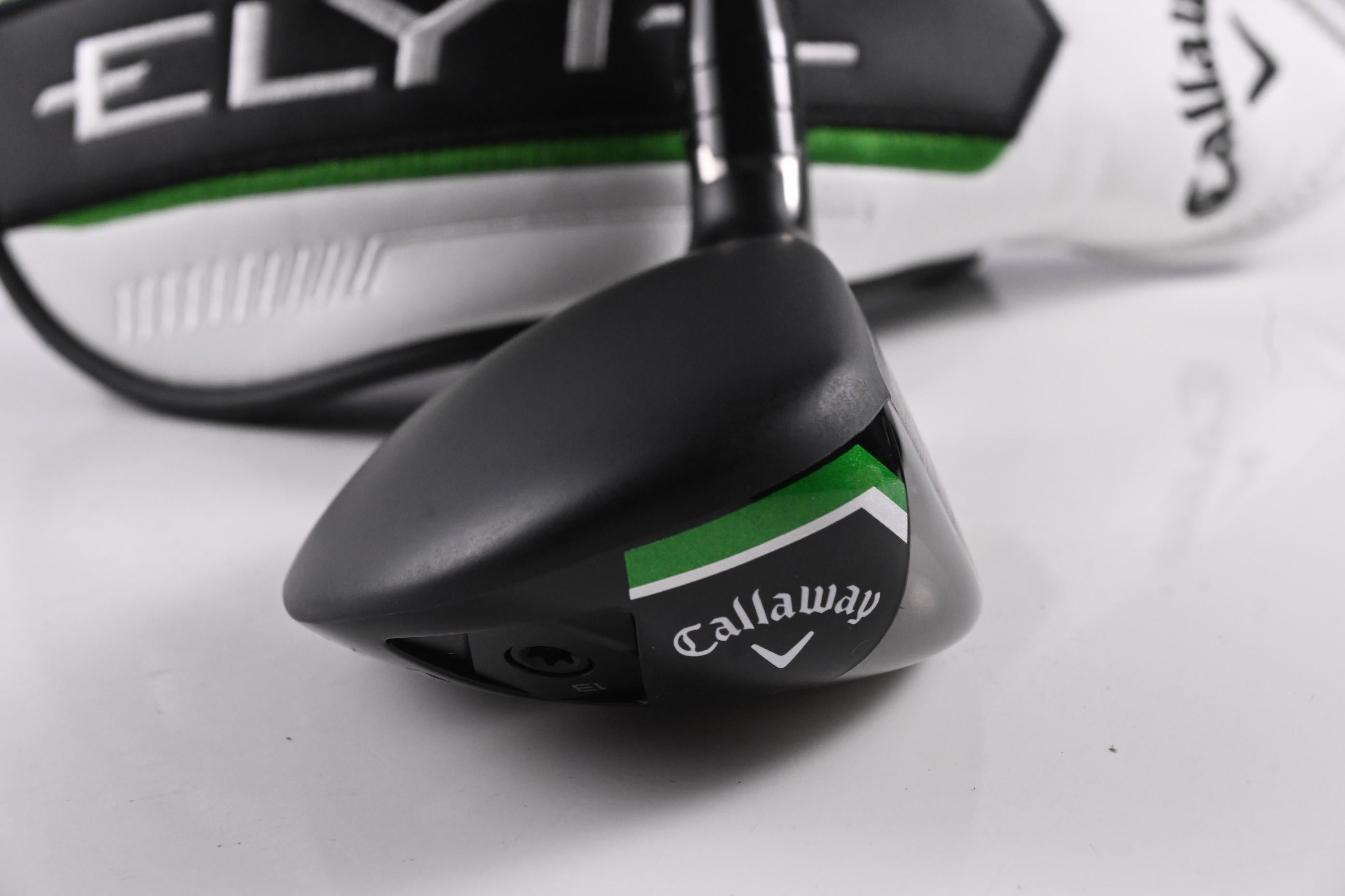 Callaway Elyte X #4 Hybrid / 21 Degree / Senior Flex Vanquish 5 Shaft