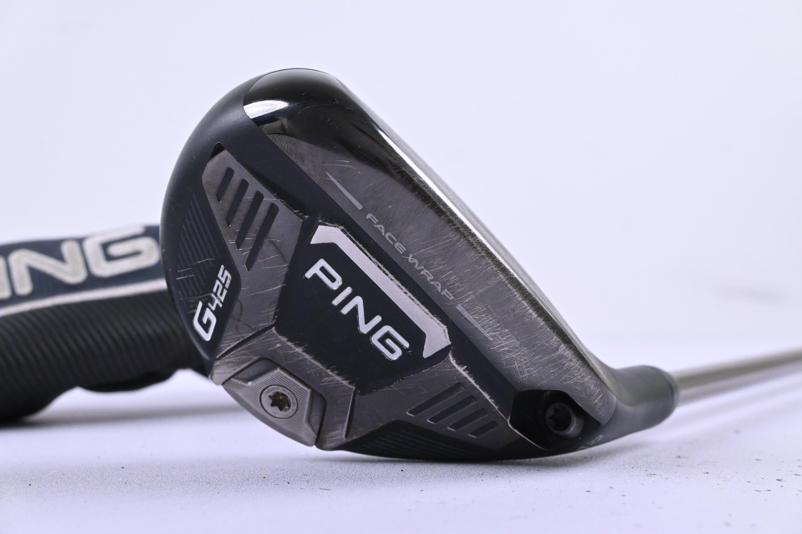 Ping G425 #4 Hybrid / 22 Degree / Stiff Flex Ping Tour 85 Shaft