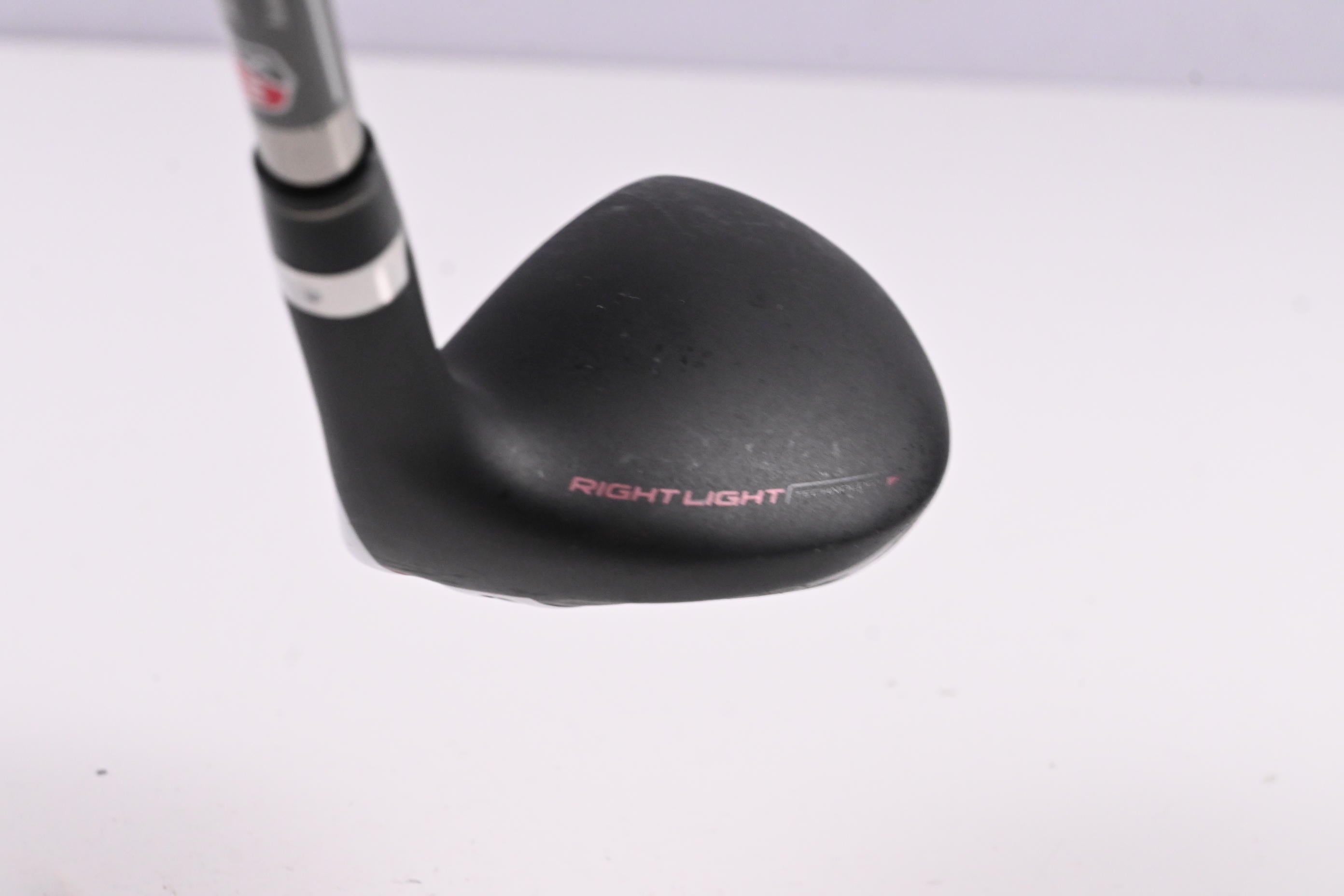 Wilson D200 #4 Hybrid / 22 Degree / Regular Flex UST Elements 54 Shaft