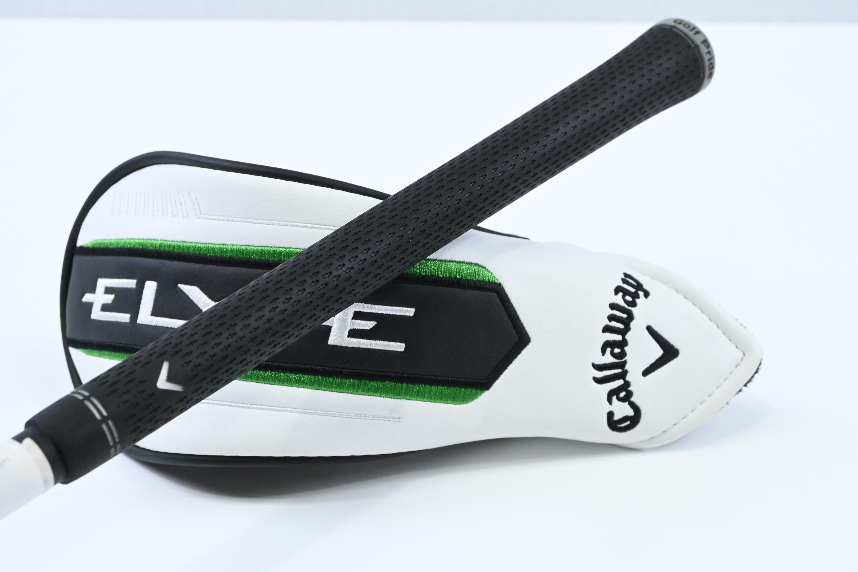 Callaway Elyte X #3 Hybrid / 18 Degree / Senior Flex Vanquish 5 Shaft