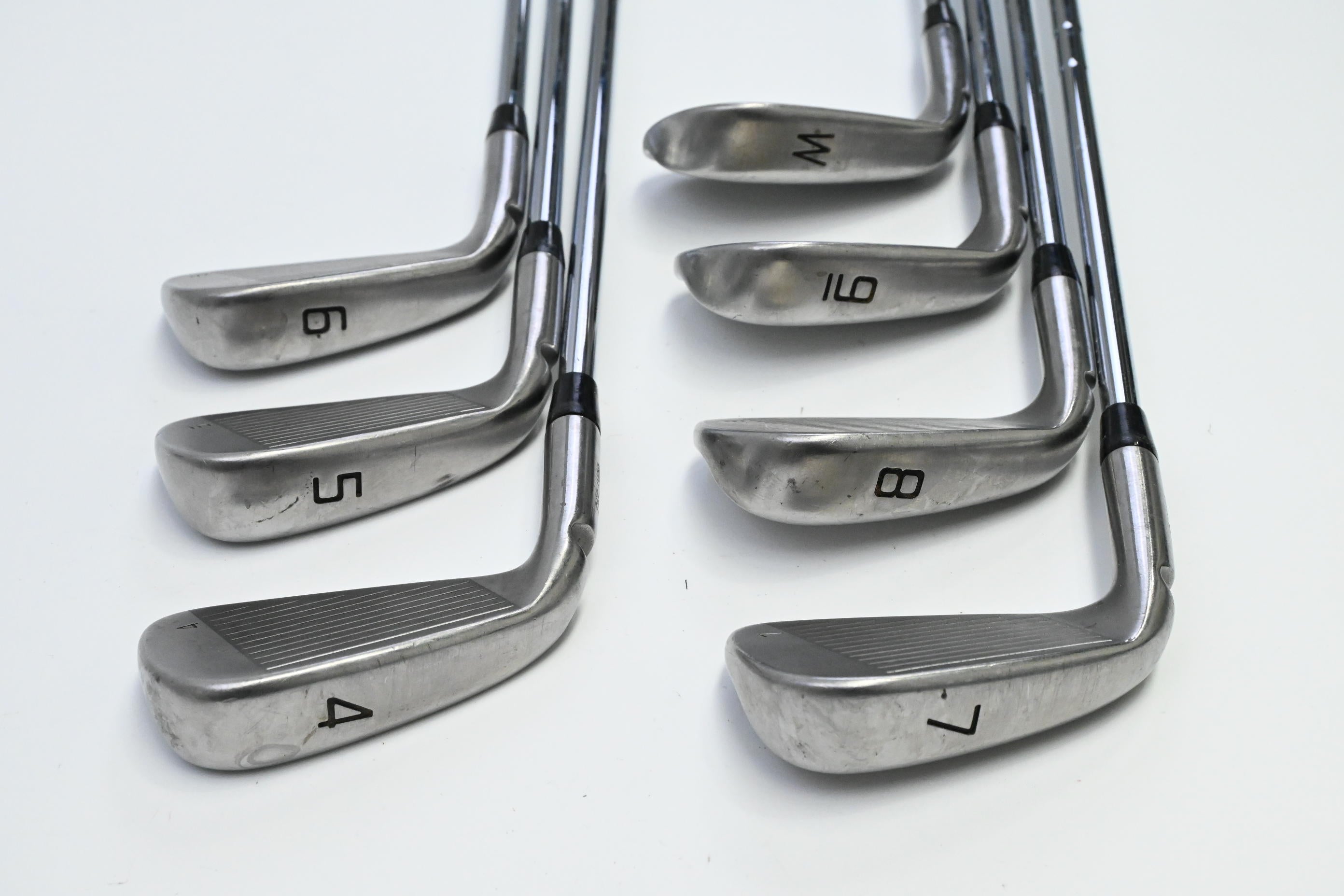 Ping i-Series E1 Irons / 4-PW / Blue Dot / Regular Flex Ping CFS Distance Shafts