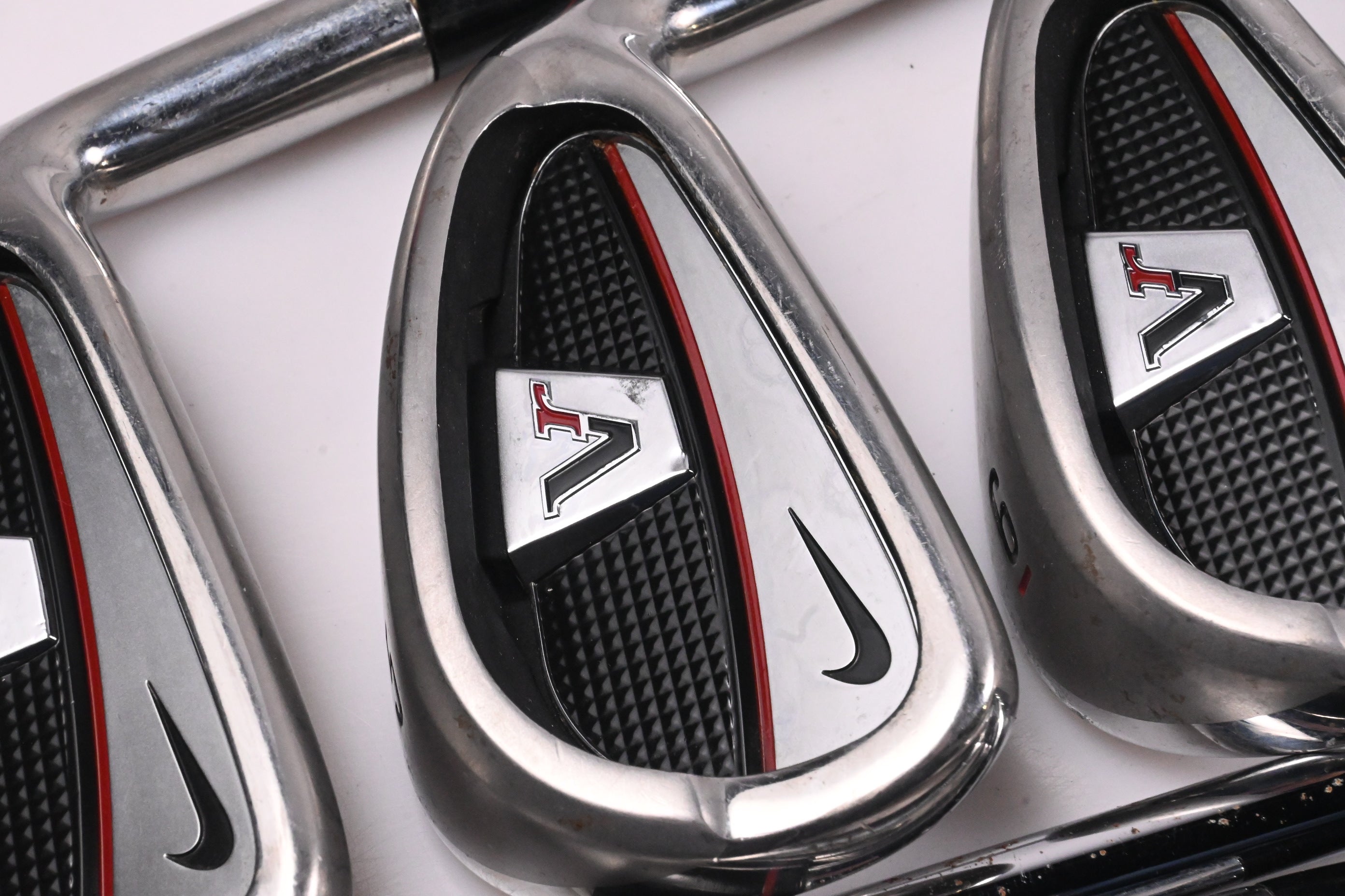 Nike VR Full Cavity Irons / 4-PW+SW / Stiff Flex Dynamic Gold HL Shafts