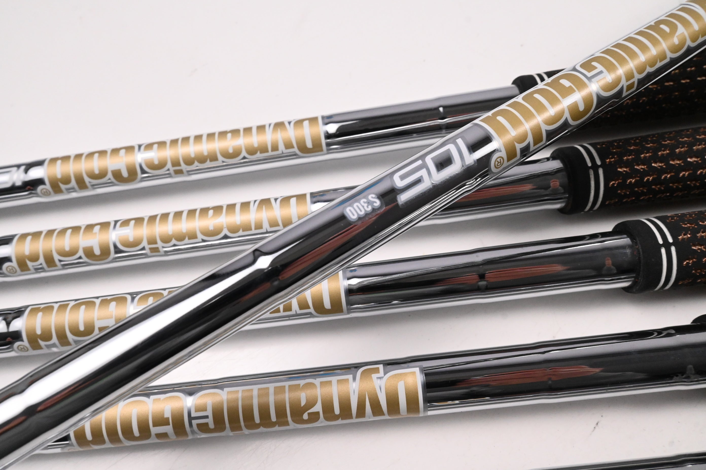 Taylormade P.7CB Irons / 4-PW / Stiff Flex Dynamic Gold 105 S300 Shafts