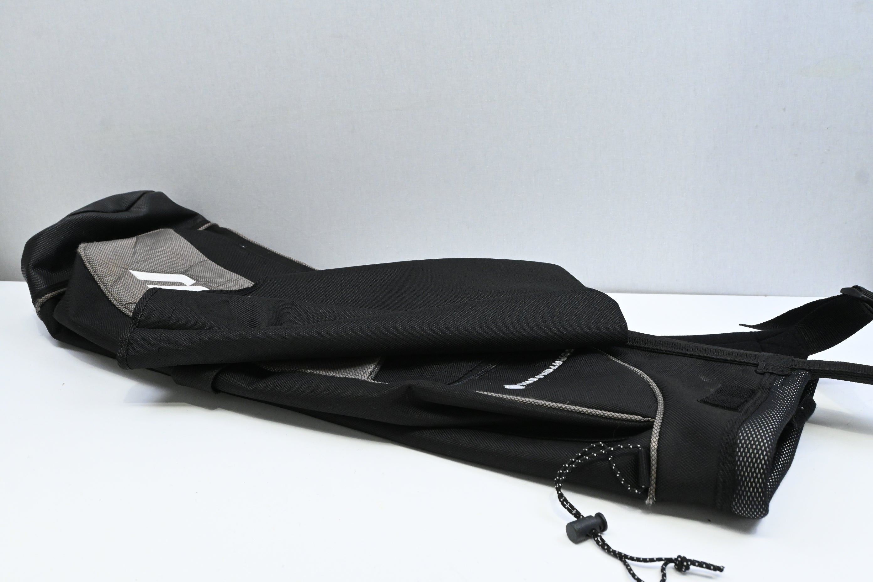Mizuno Pencil Bag / 1-Way / Black, Grey
