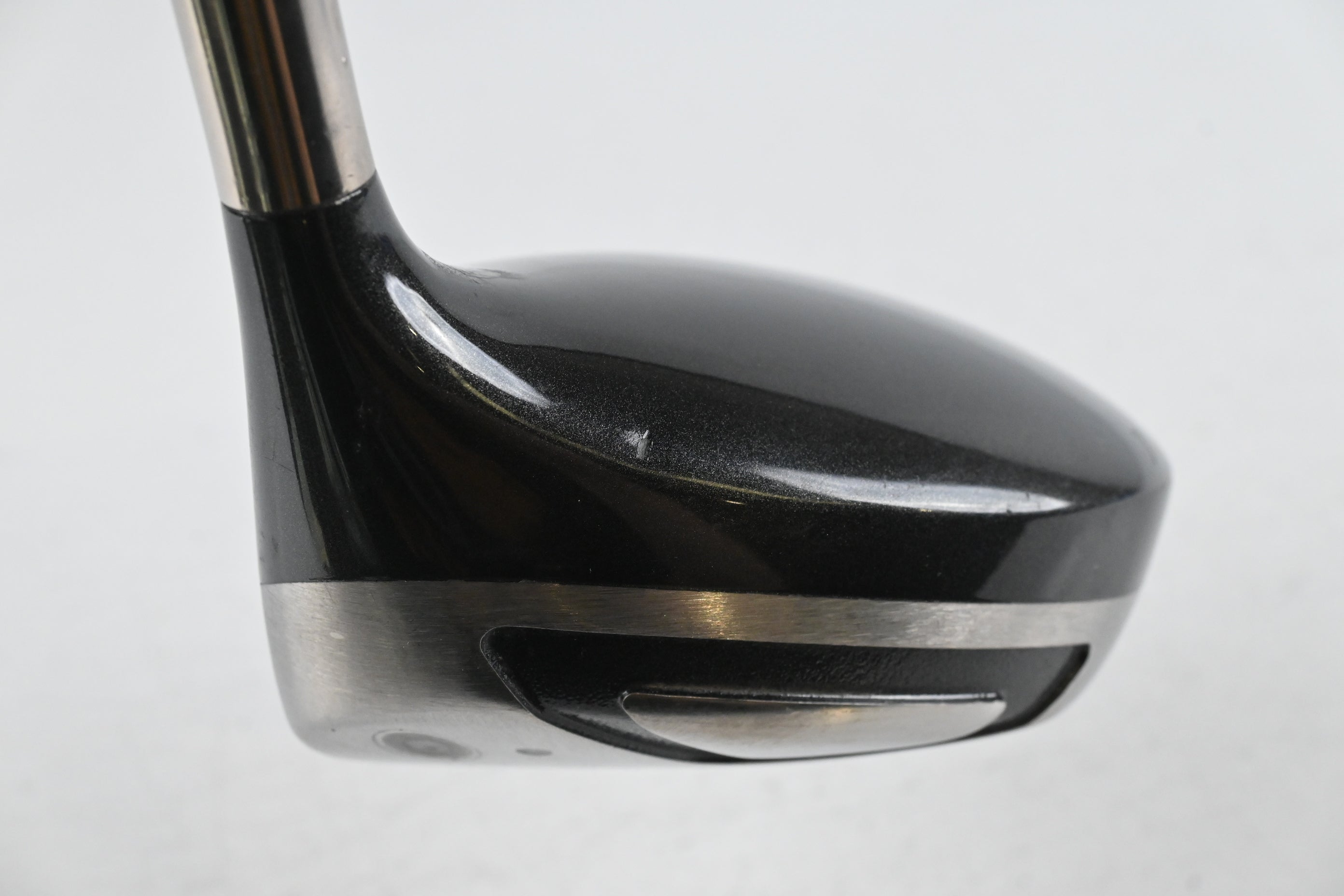 Titleist 905 S Driver / 9.5 Degree / Stiff Flex Grafalloy Blue Shaft