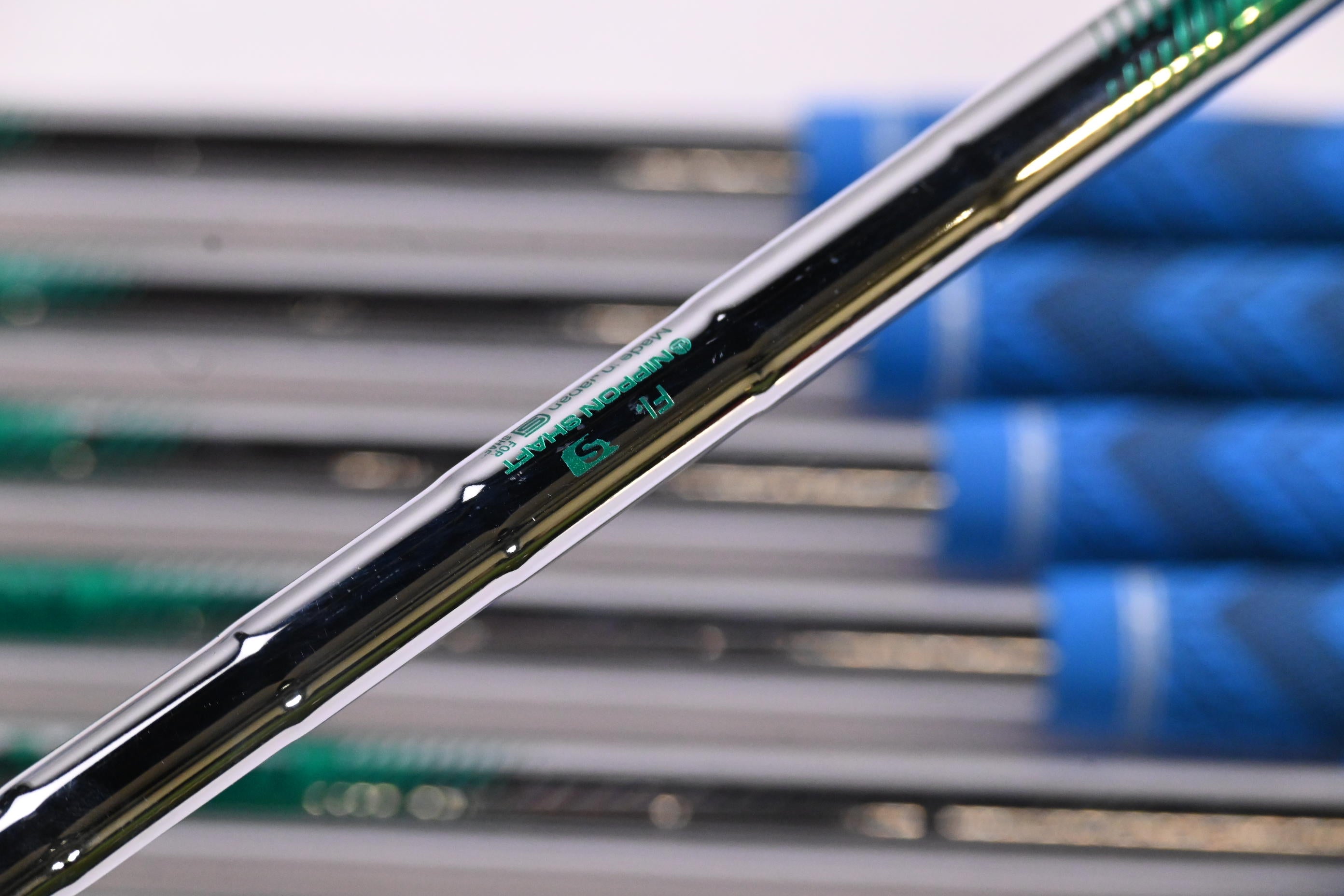 Cleveland Zipcore XL Irons / 4-PW / Stiff Flex NS Pro 950GH Neo Shafts