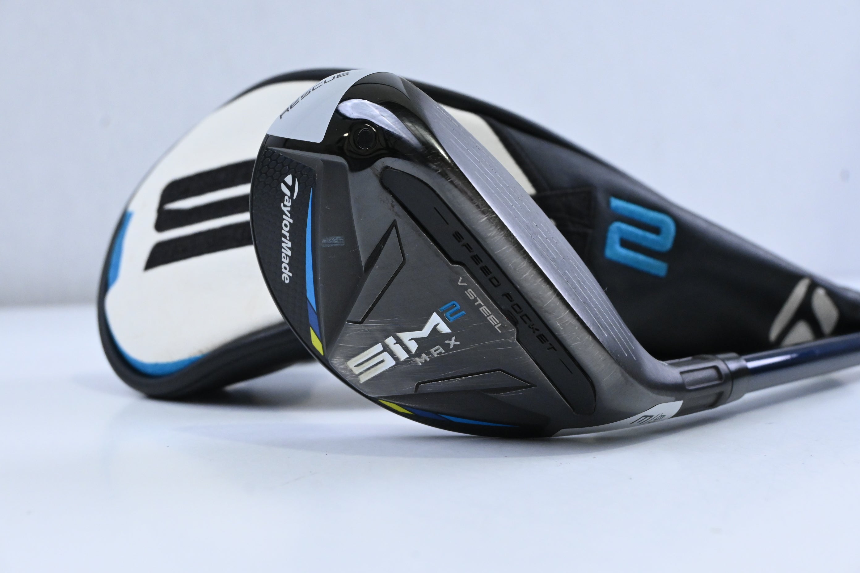 Taylormade SIM2 Max #3 Hybrid / 19 Degree / Regular Flex Fujikura Ventus Blue 6