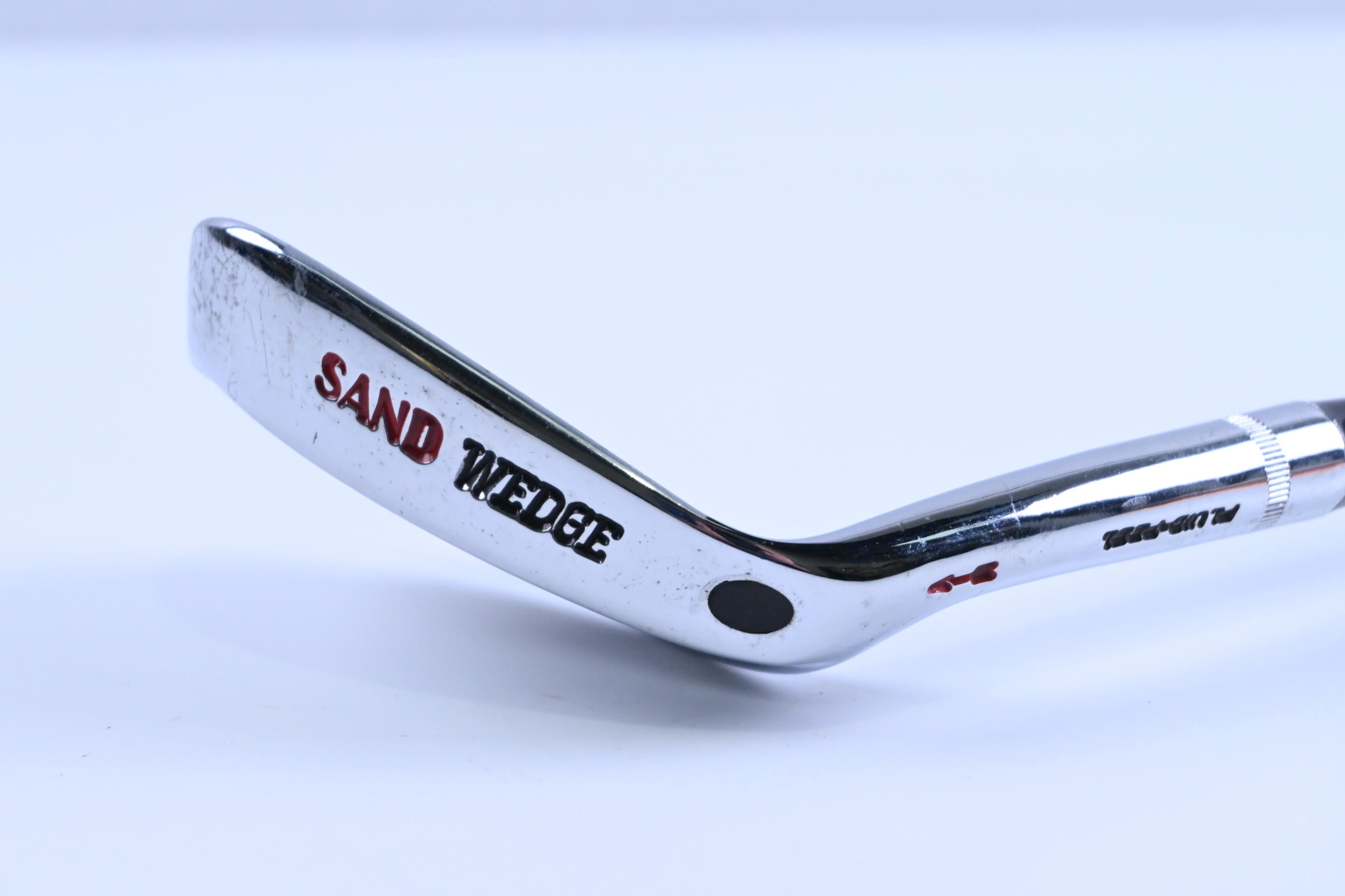 Wilson Staff Dyna-Powered Sand Wedge / 53 Degree / Regular Flex True Temper