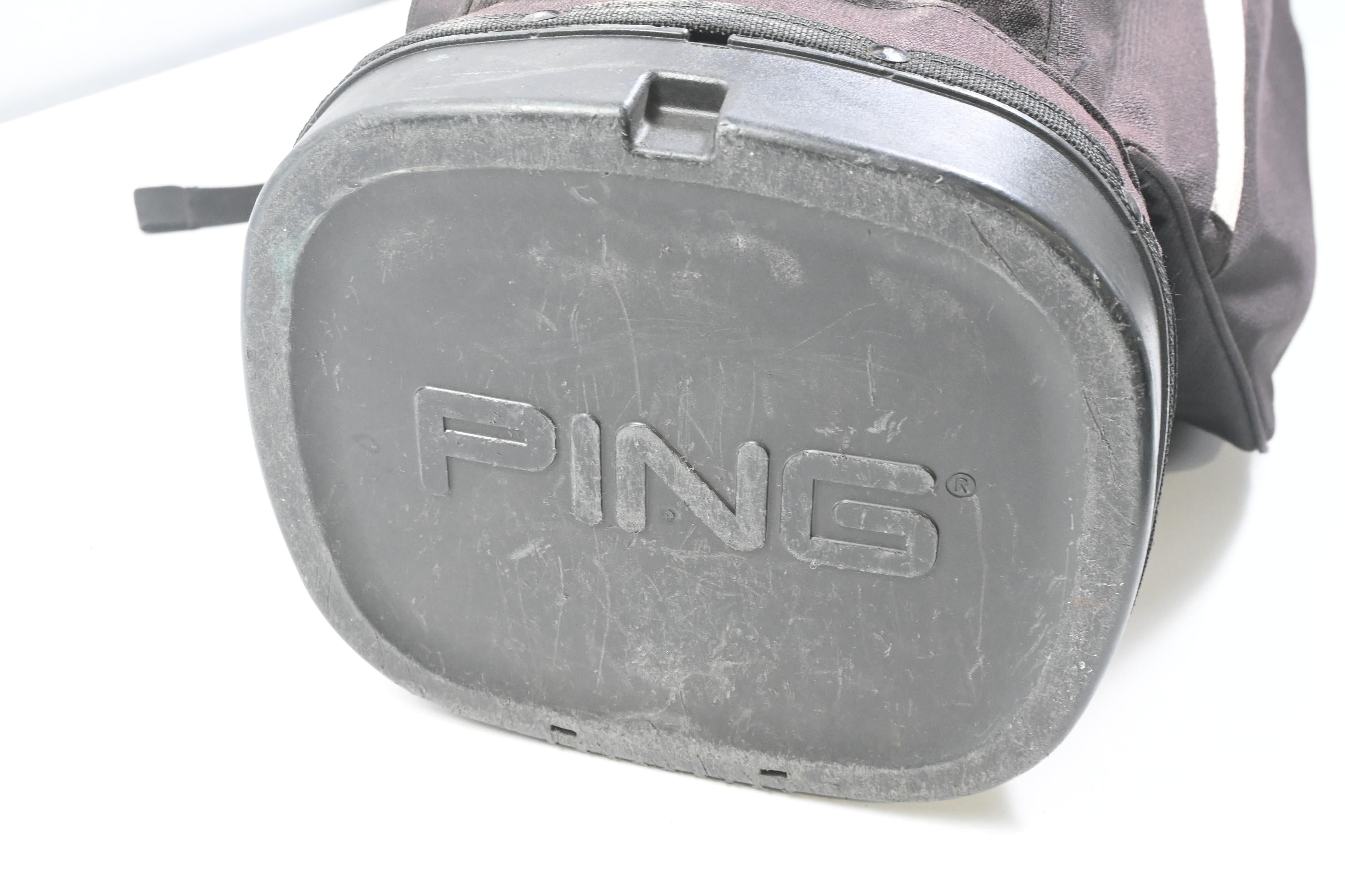 Ping Hoofer Lite Stand Bag / 4-Way Divider / Black