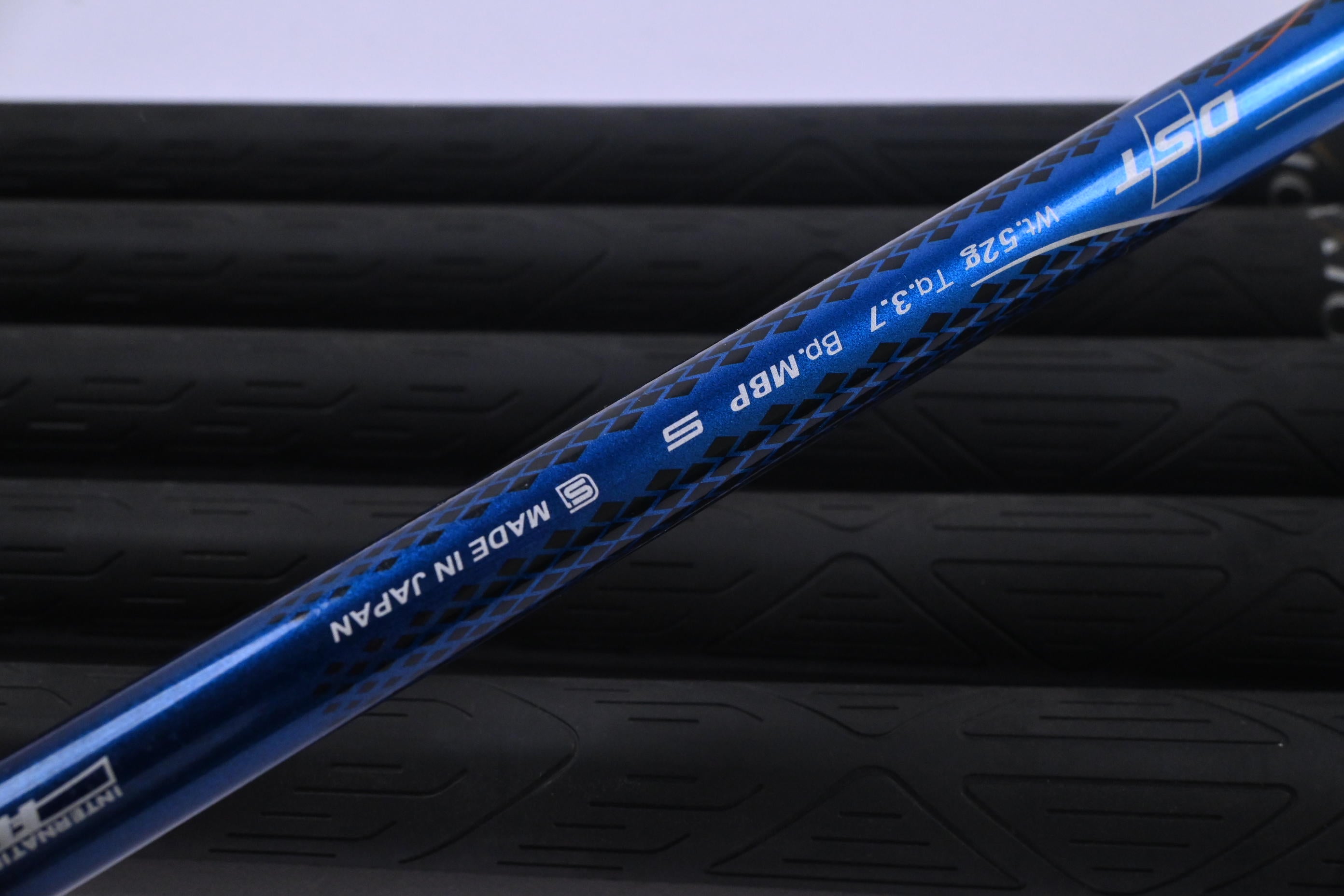 XXIO X Irons / 5-PW / Stiff Flex XXIO MP1000 DST 52 Shafts