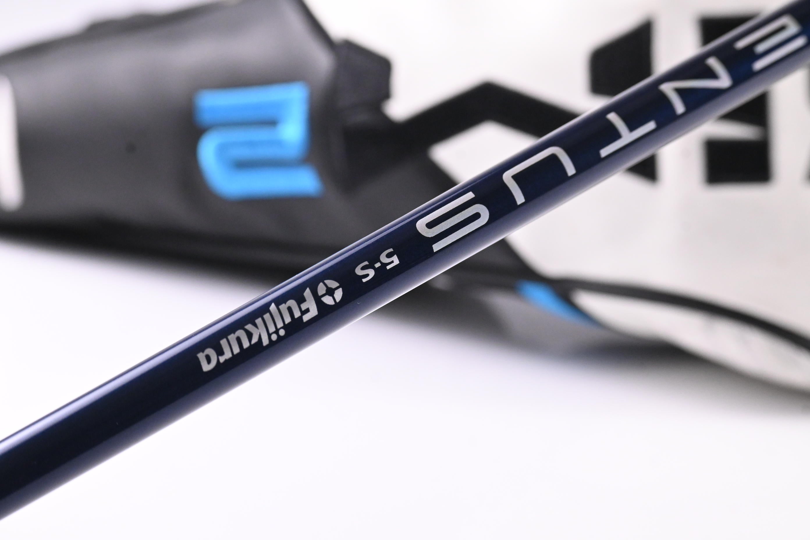 Taylormade SIM2 Max Driver / 10.5 Degree / Stiff Flex Ventus Blue 5 Shaft