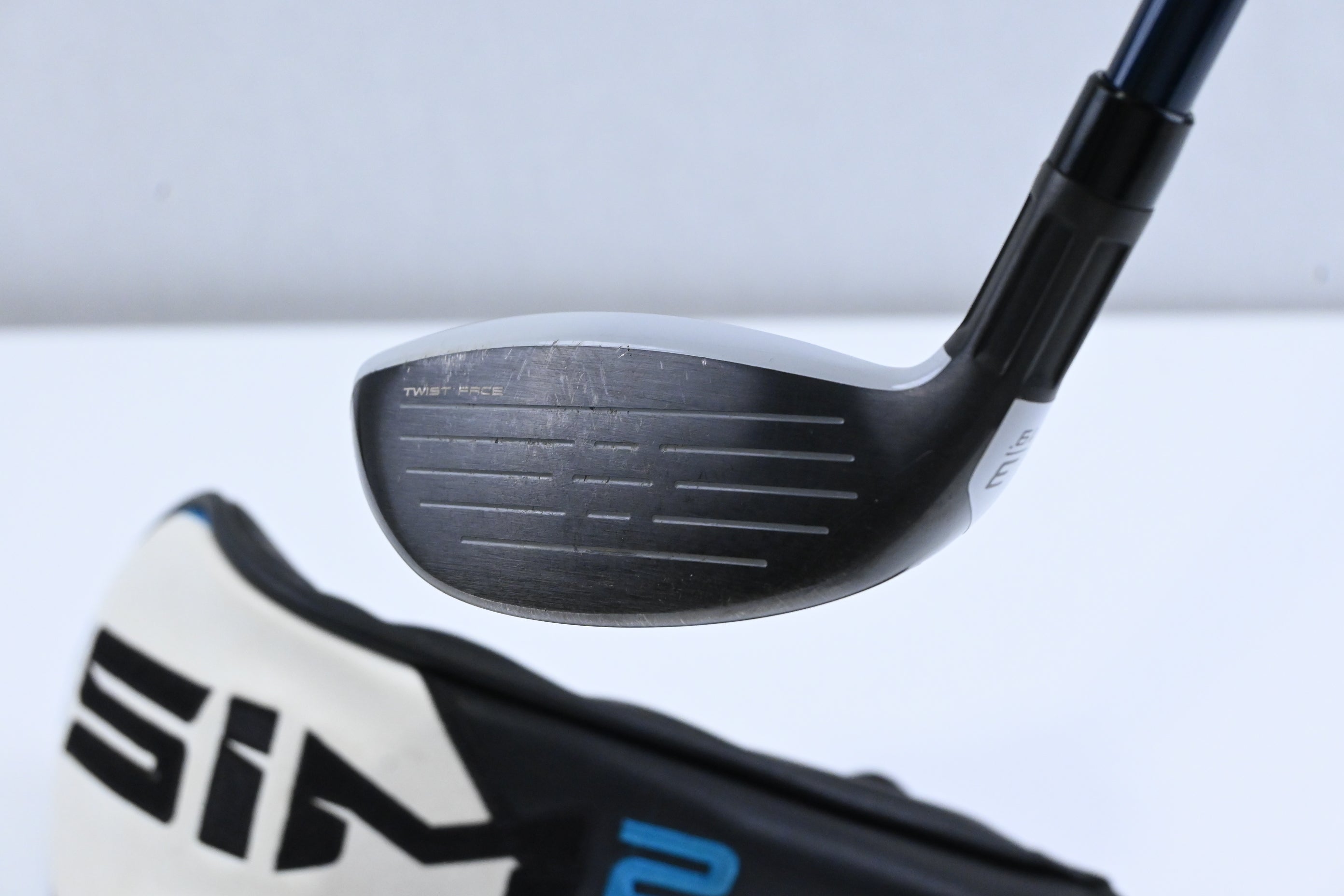 Taylormade SIM2 Max #3 Hybrid / 19 Degree / Regular Flex Fujikura Ventus Blue 6