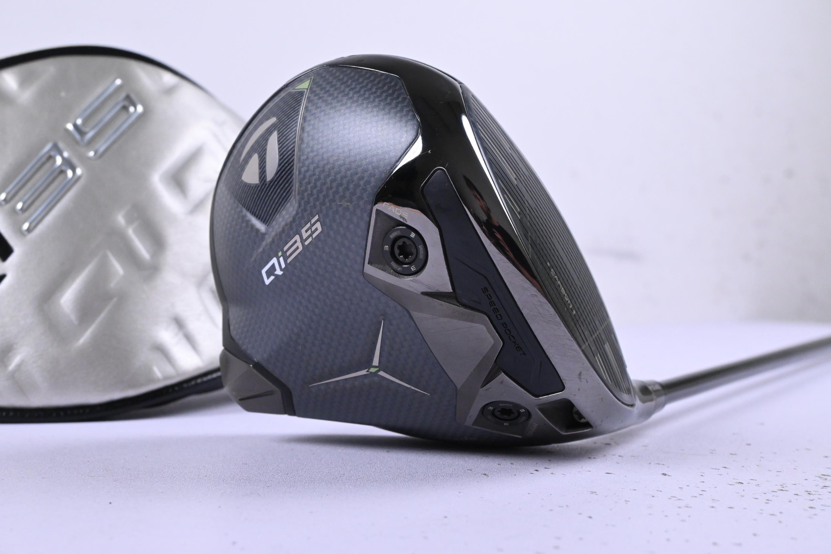 Taylormade Qi35 Driver / 9 Degree / X-Flex HZRDUS Black 62 Shaft