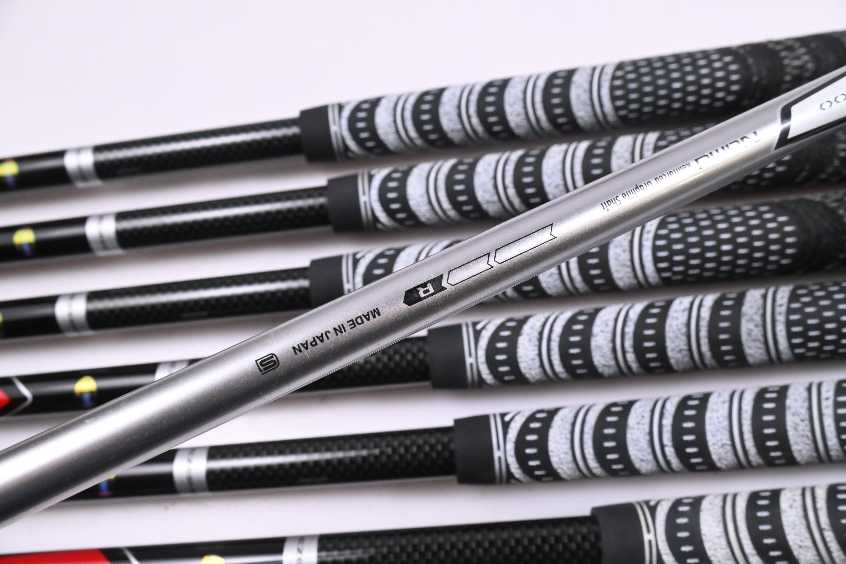 Yonex Ezone CB 701 Irons / 5-PW+AW / Regular Flex Yonex NST 400 Shafts