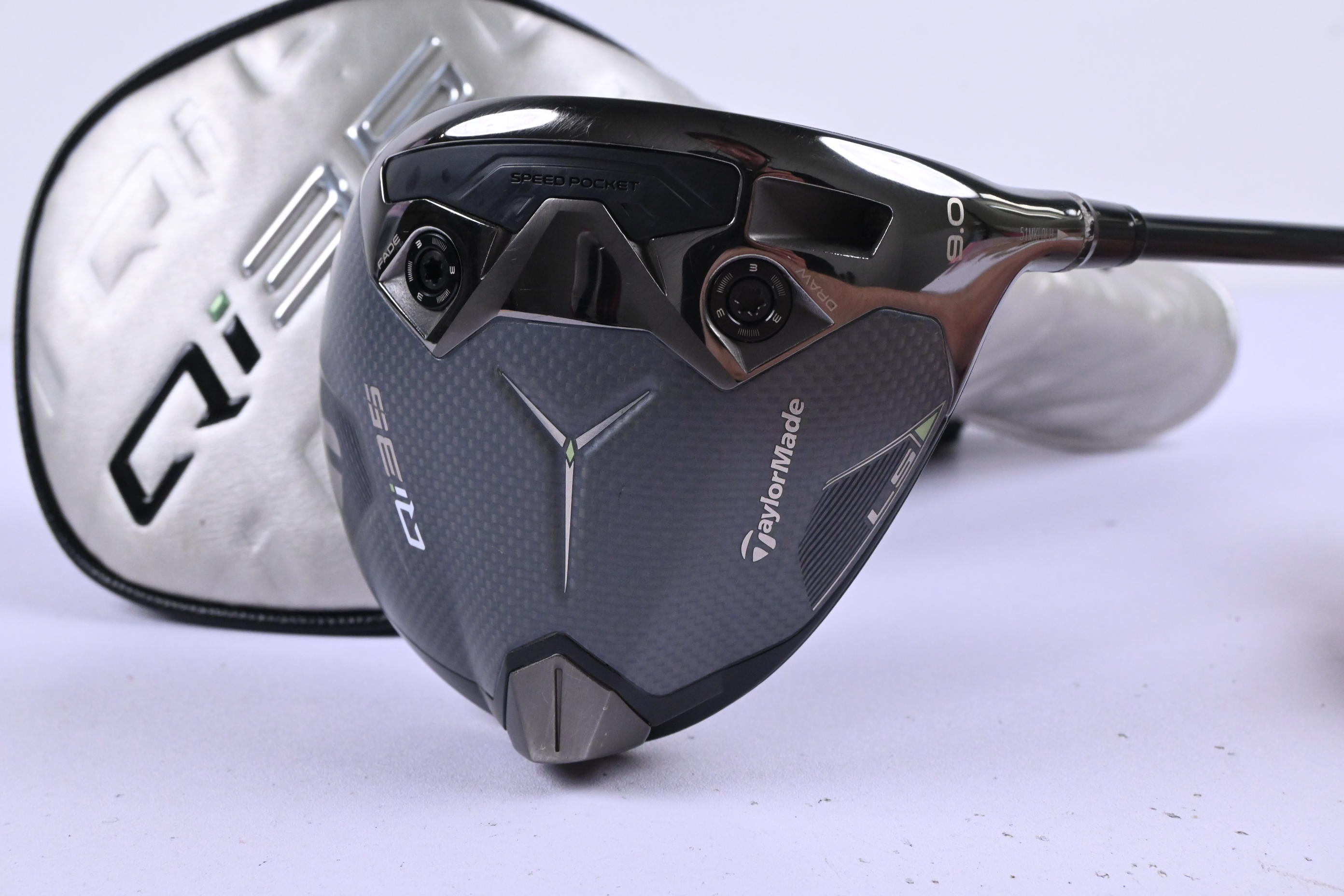 Taylormade Qi35 Driver / 9 Degree / X-Flex HZRDUS Black 62 Shaft