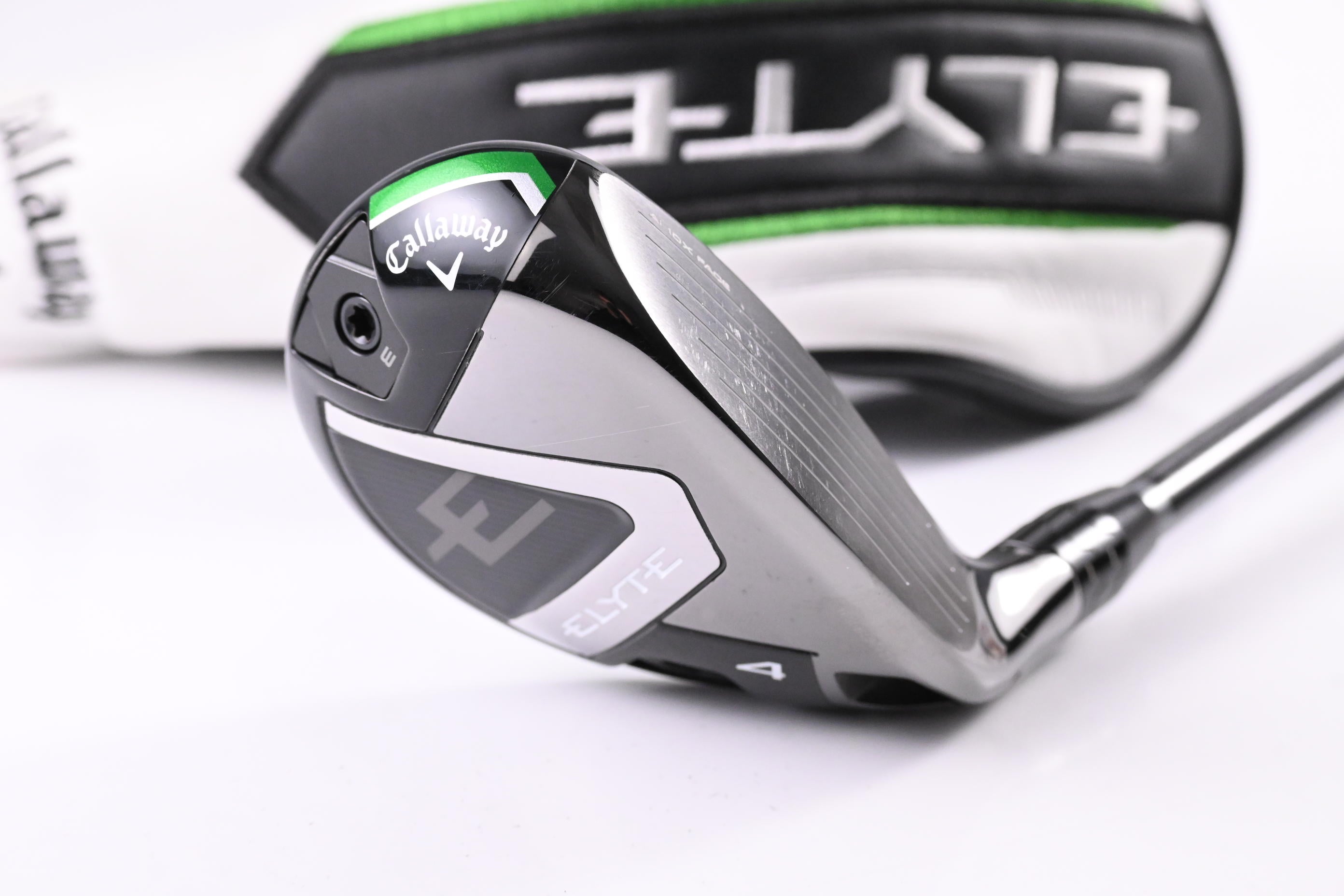 Callaway Elyte #4 Hybrid / 22 Degree / Regular Flex Denali Charcoal 60 Shaft