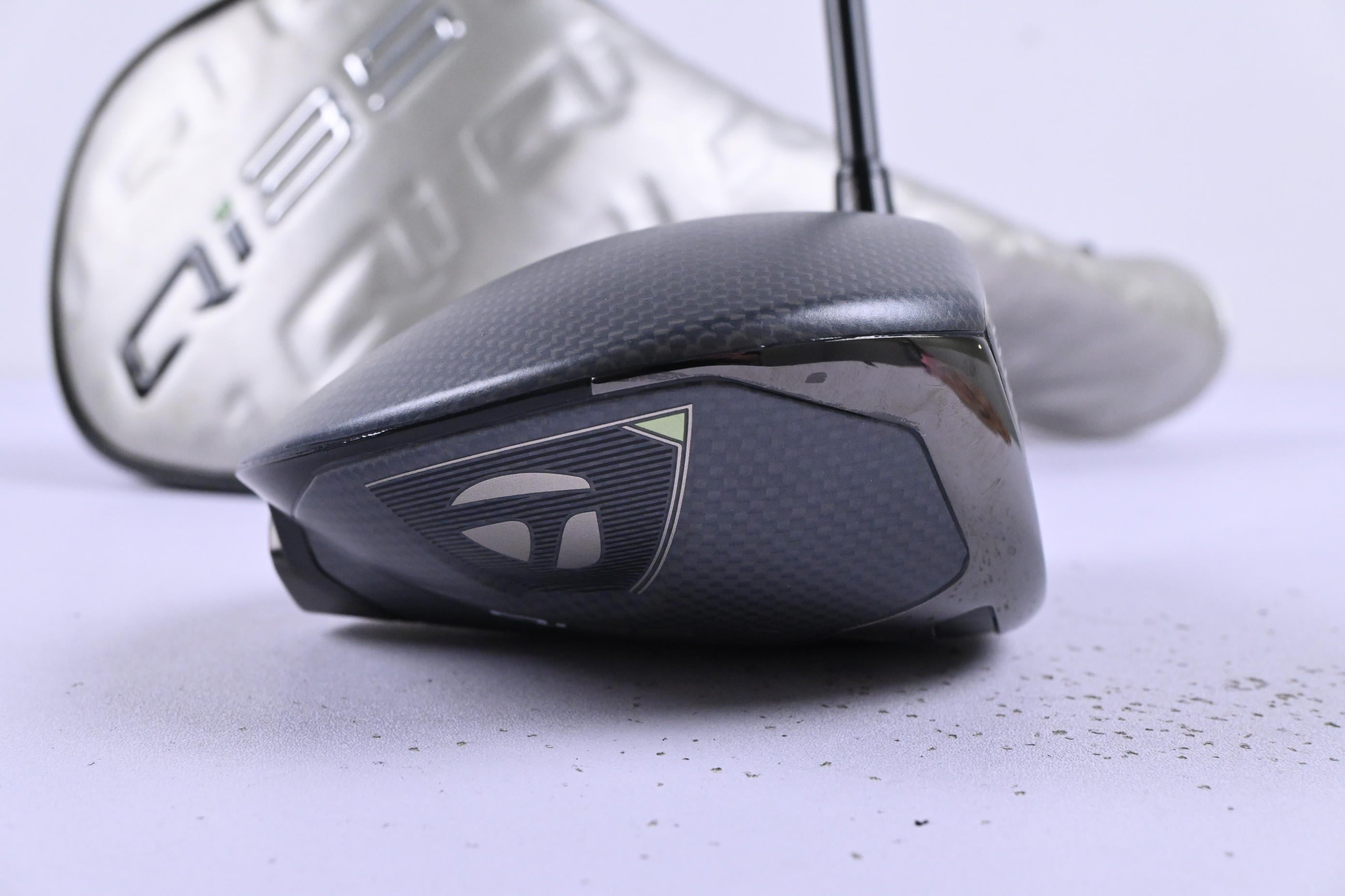 Taylormade Qi35 Driver / 9 Degree / X-Flex HZRDUS Black 62 Shaft