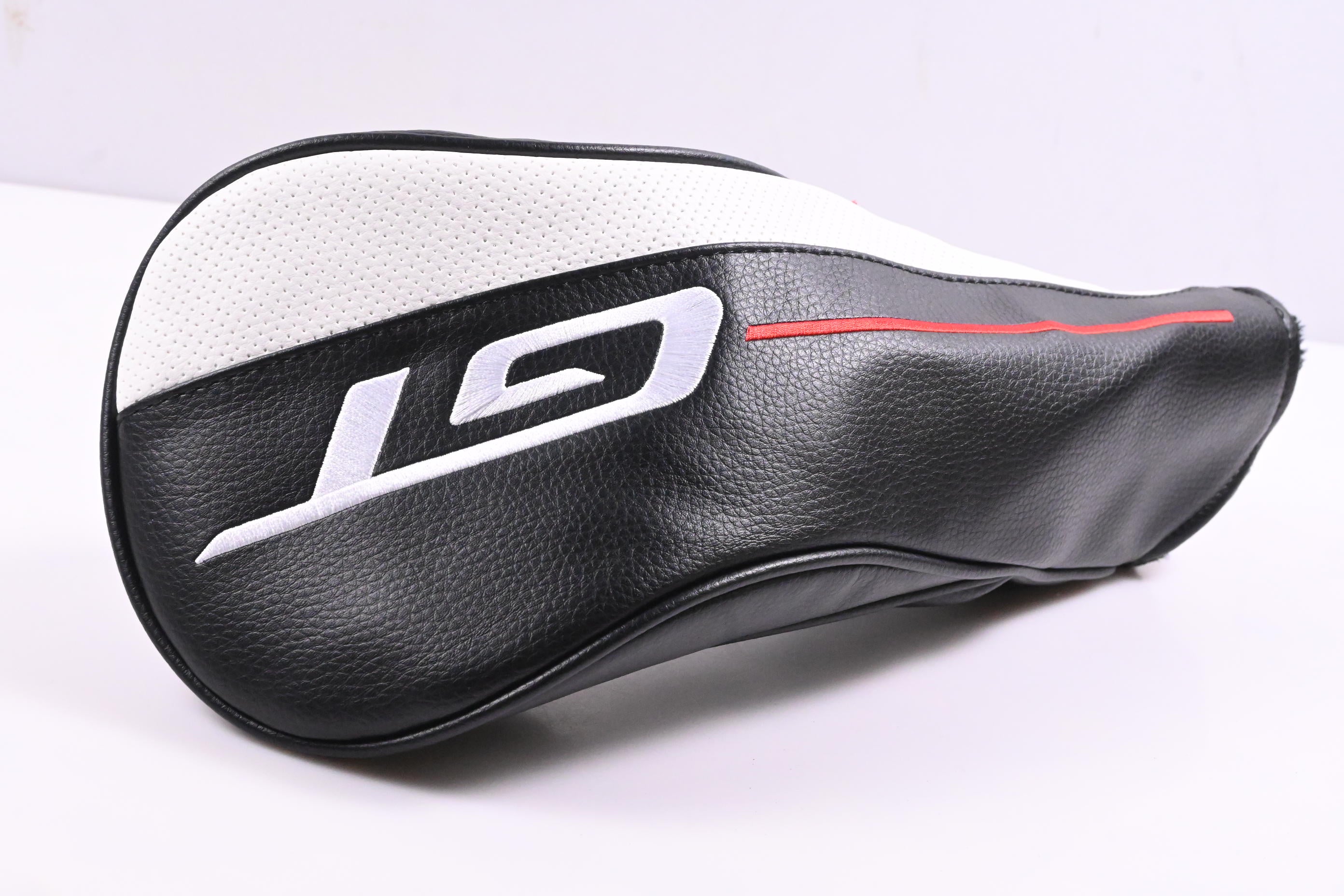 Left Hand Titleist GT2 Driver / 9 Degree / Regular Flex Hzrdus Gen4 Black 60