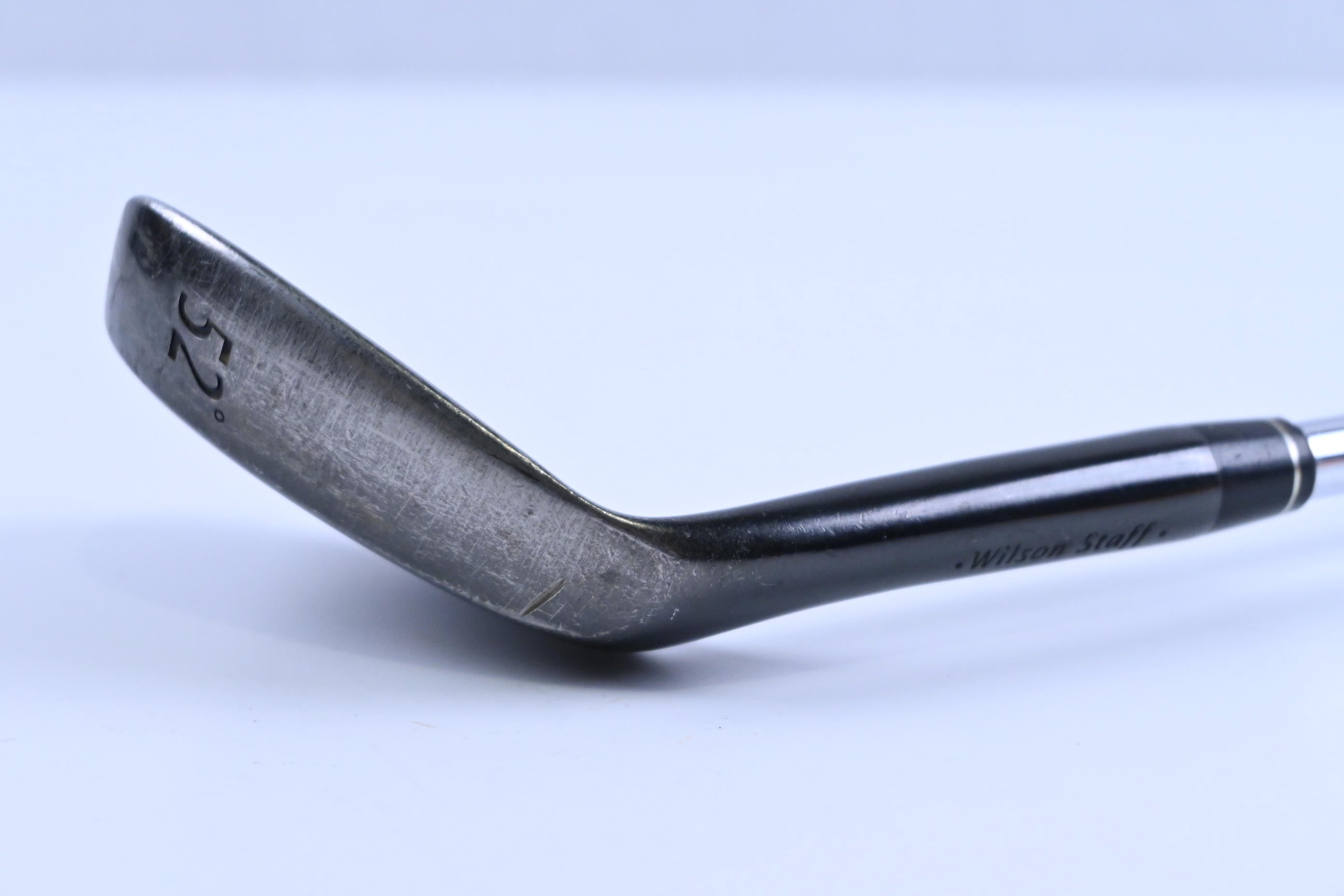 Wilson Staff TW9 Gap Wedge / 52 Degree / Wedge Flex Dynamic Gold Shaft