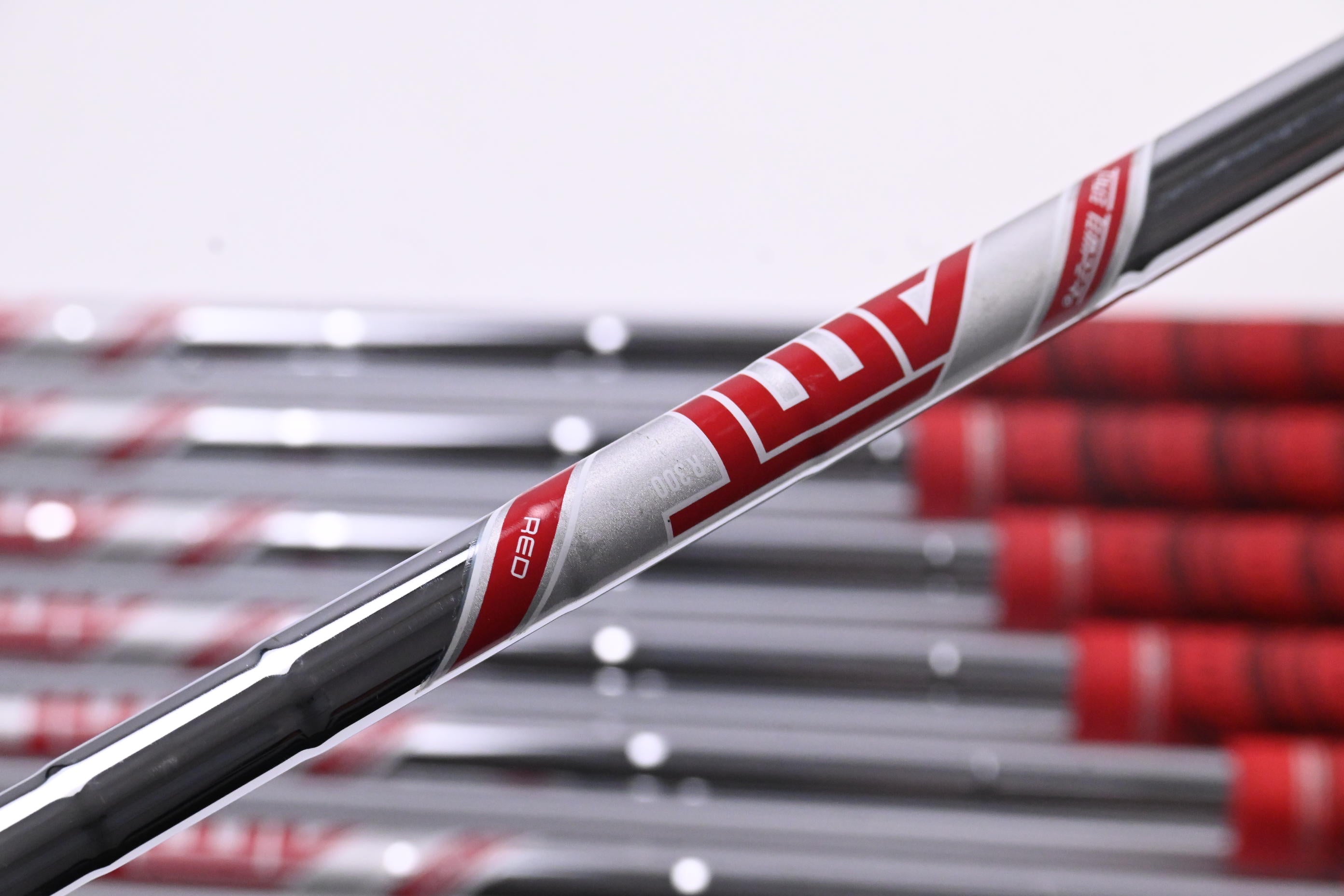 Titleist 718 AP2 Irons / 4-PW / Regular Flex AMT Red R300 Shafts