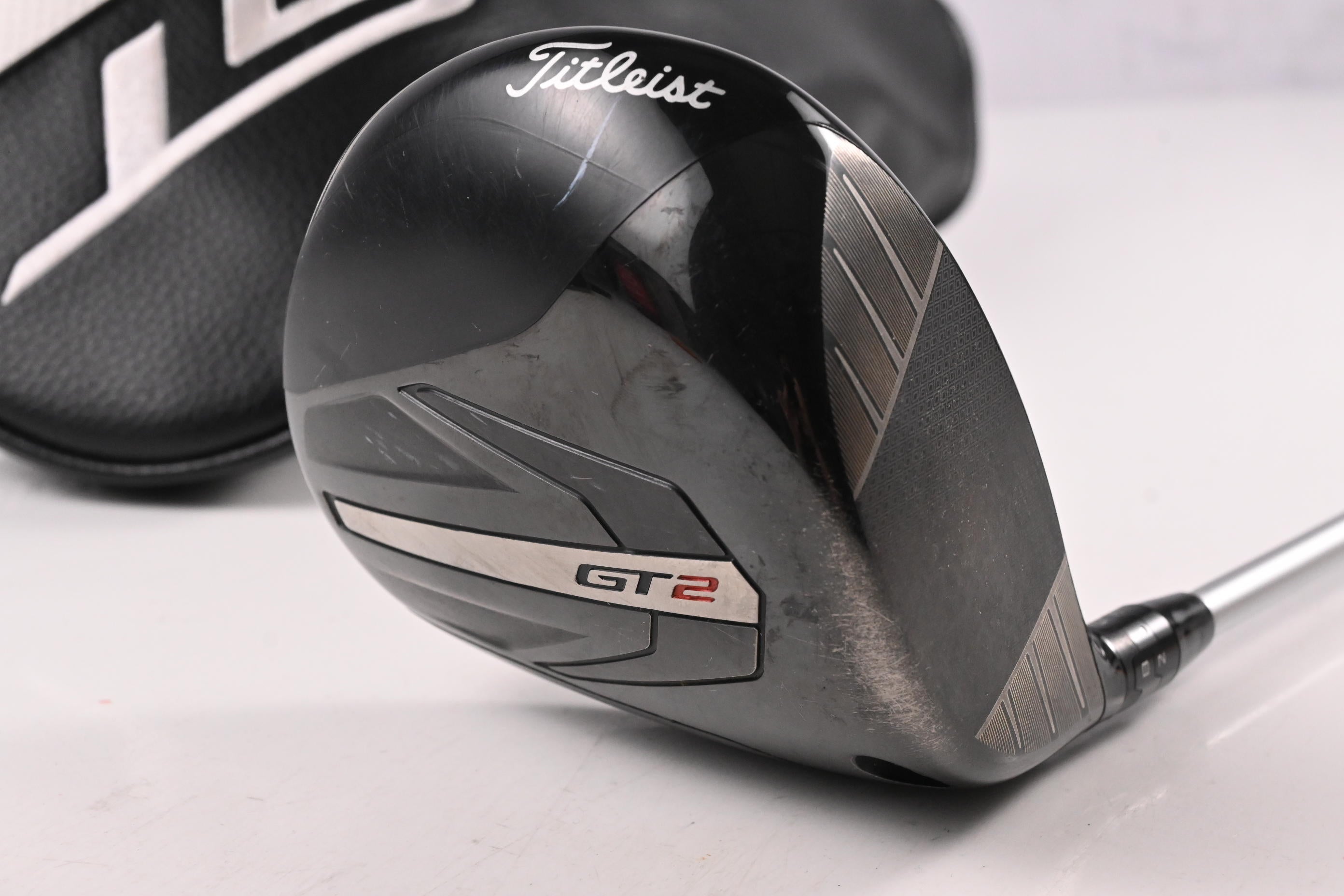 Titleist GT2 Driver / 9 Degree / Stiff Flex Aldila Ascent Red 60 Shaft