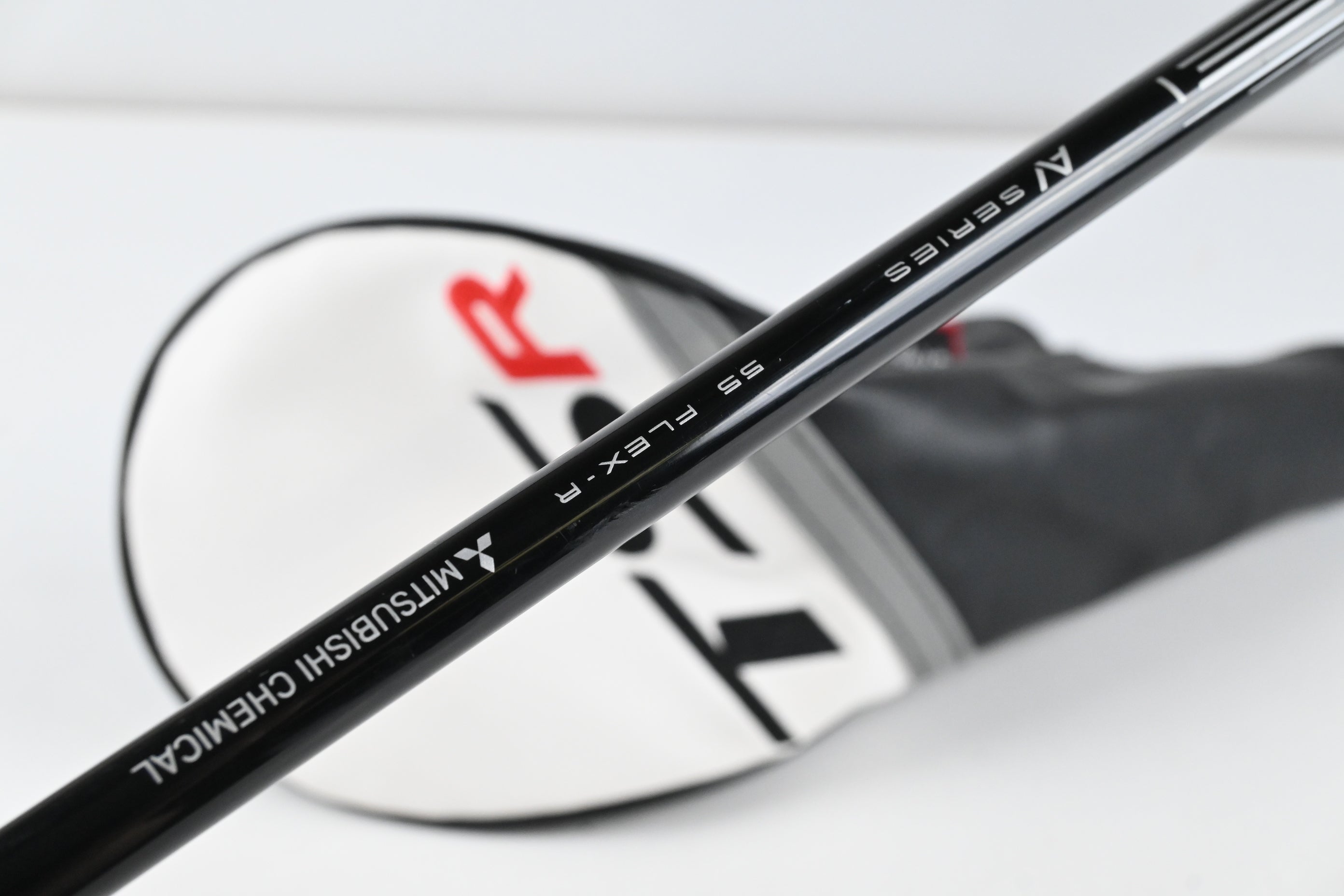 Titleist TSR2 Driver / 10 Degree / Regular Flex Tensei AV Blue 55 Shaft