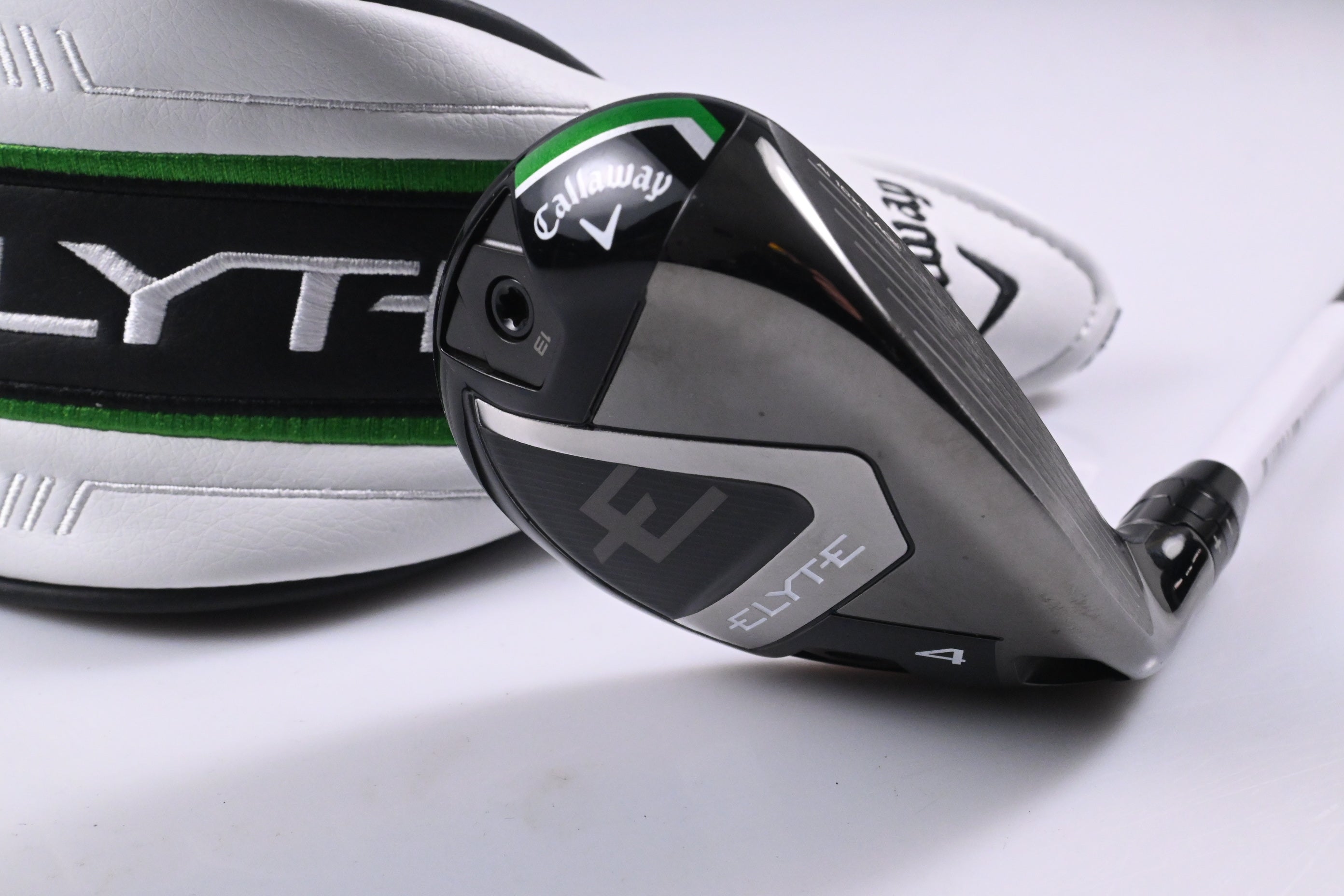 Callaway Elyte #4 Hybrid / 22 Degree / Regular Flex Denali Charcoal 60 Shaft