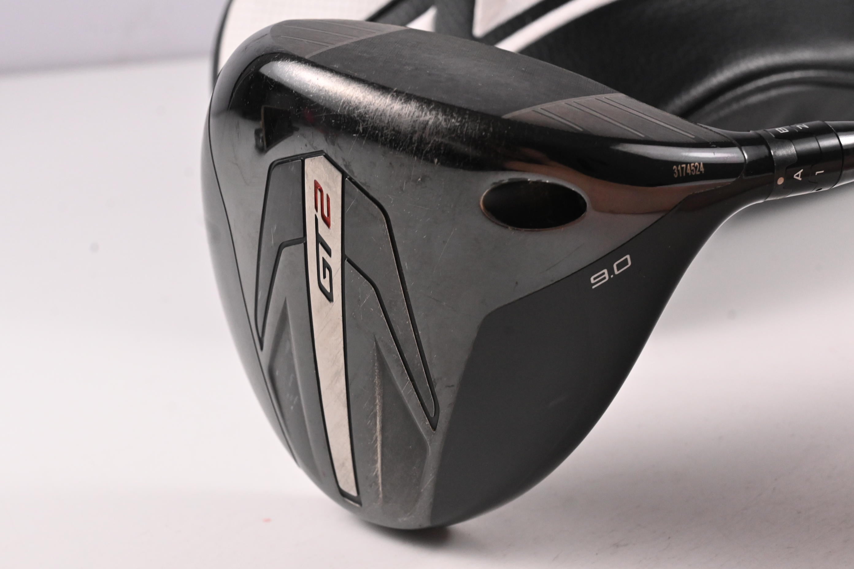Titleist GT2 Driver / 9 Degree / Stiff Flex Aldila Ascent Red 60 Shaft