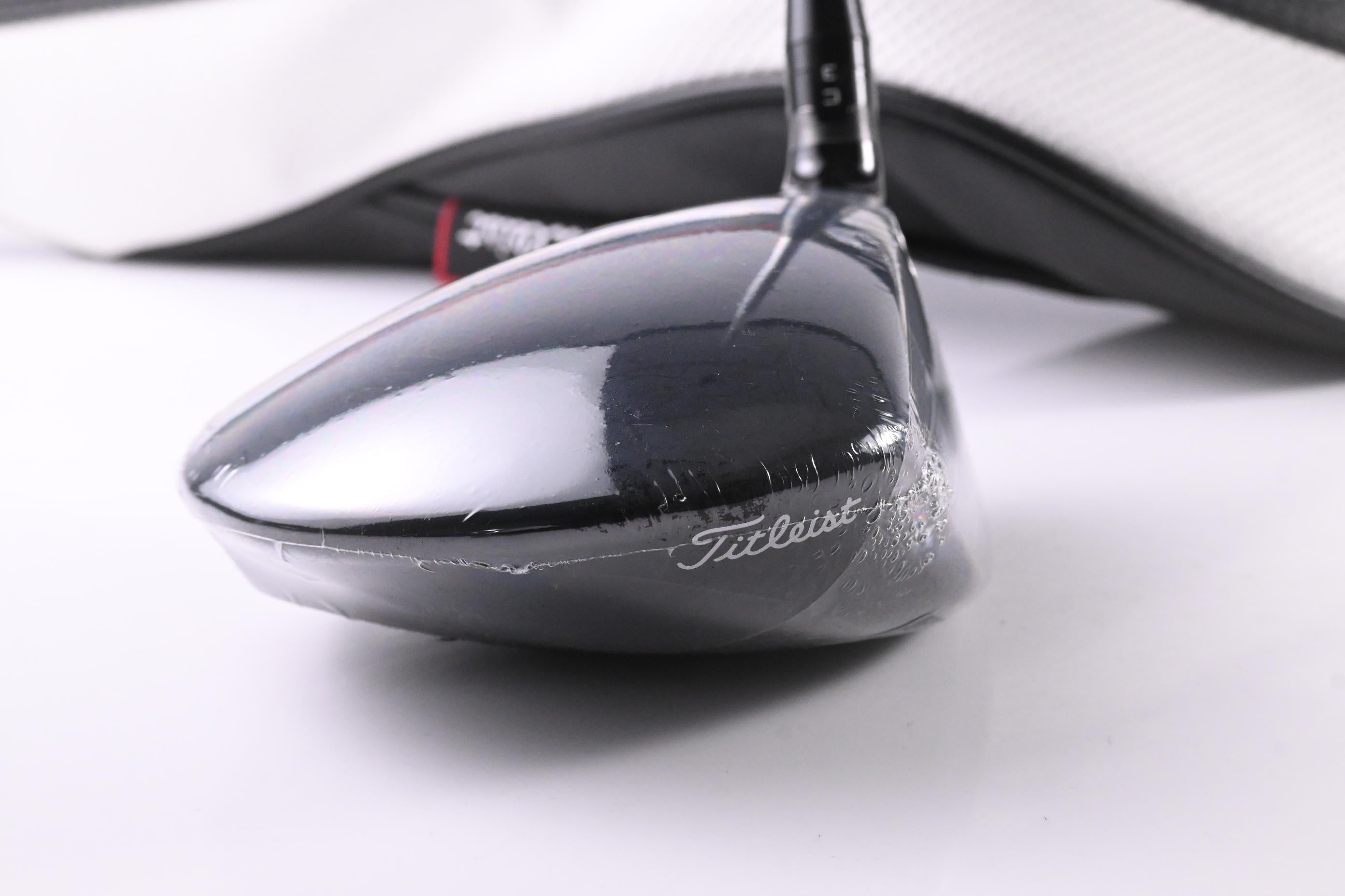 Titleist GT1 Driver / 12 Degree / Regular Flex Airspeeder 40 Shaft