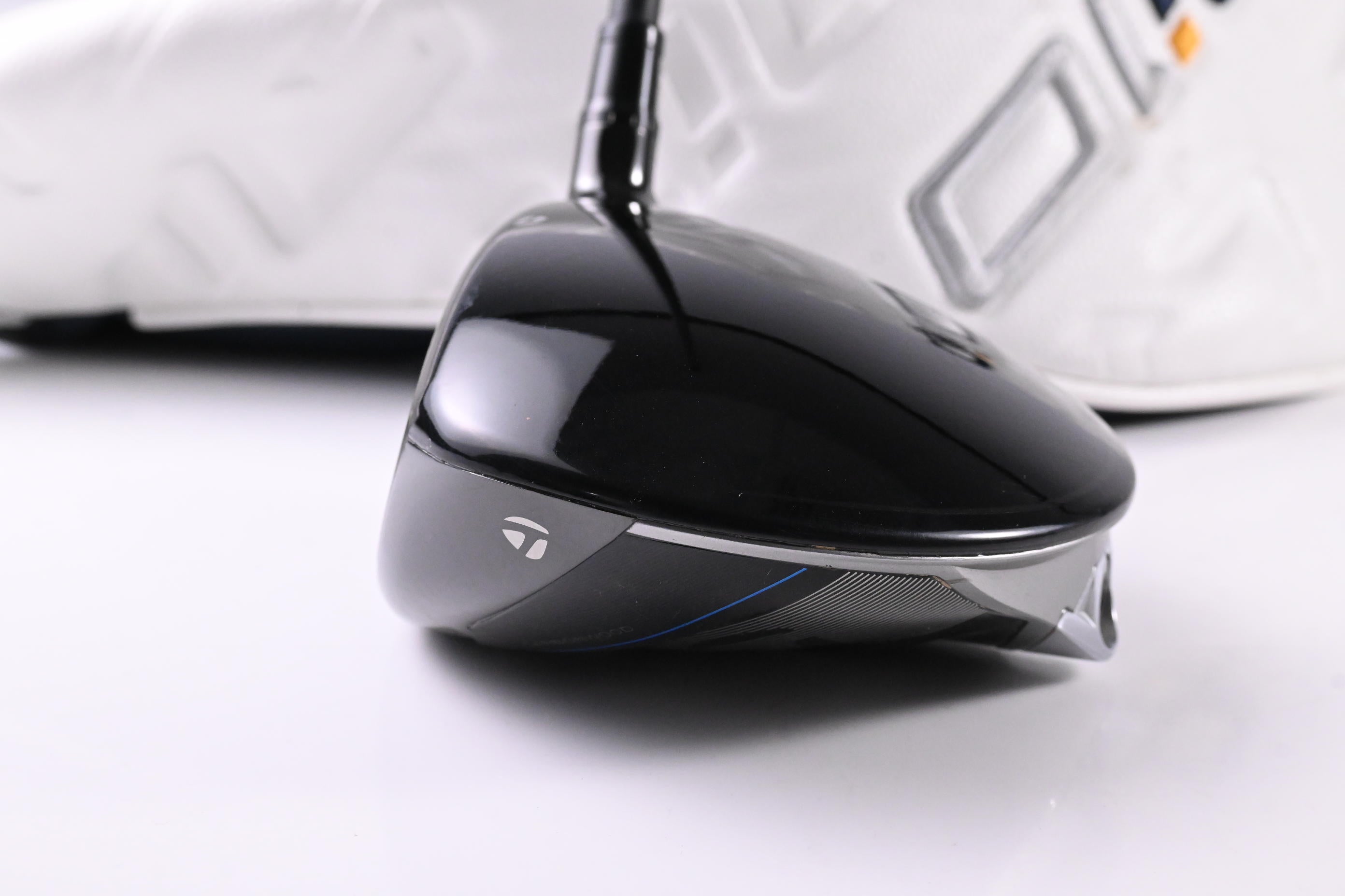 Left Hand Taylormade Qi10 LS Driver / 10.5 Degree / Regular Flex Tensei AV Blue