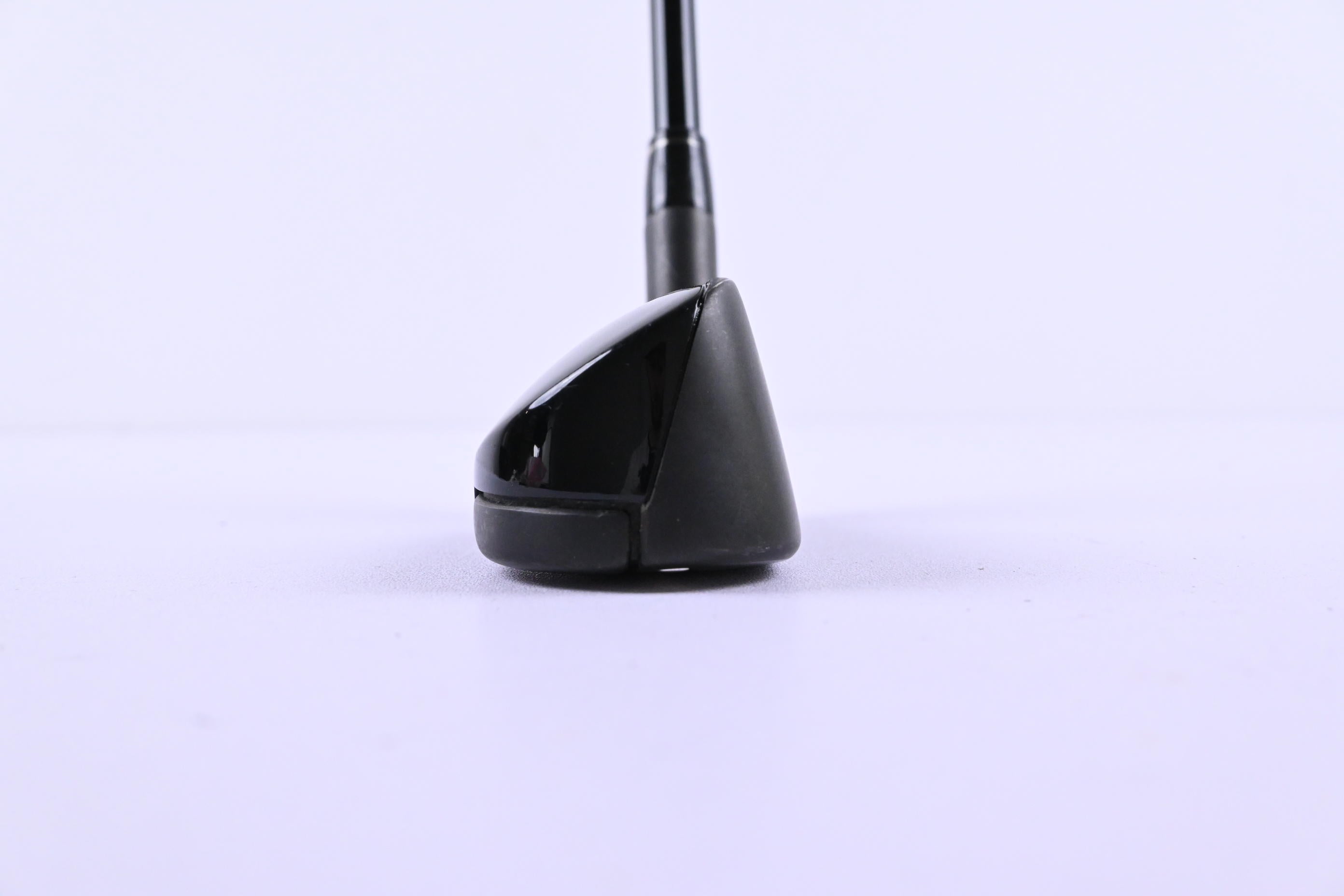 Adams Idea Pro Black #2 Hybrid / 16 Degree / Senior Flex Aldila Voodoo V8 Shaft