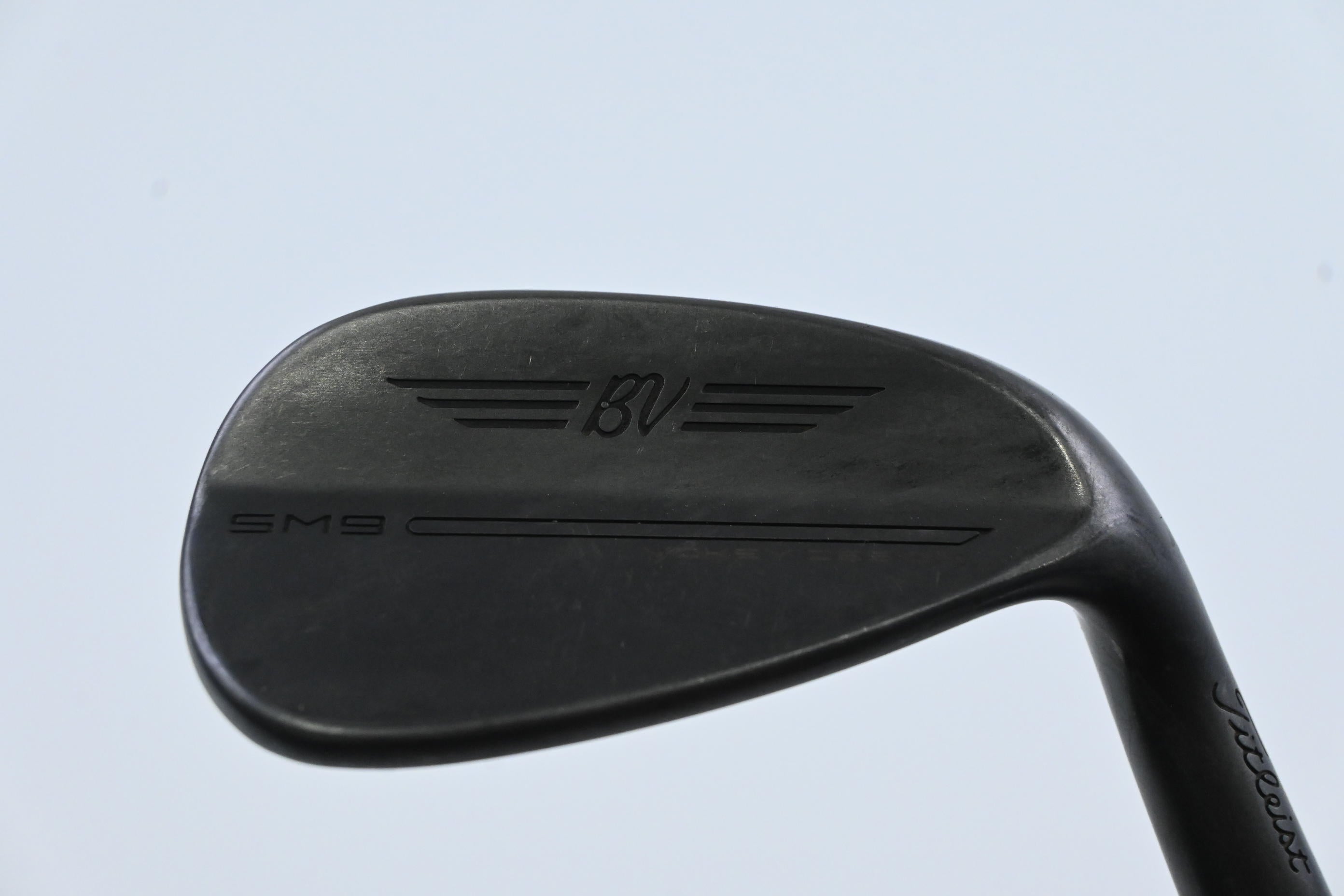 Titleist Vokey SM9 Pitching Wedge / 48 Degree / Regular Flex AMT Red R300 Shaft