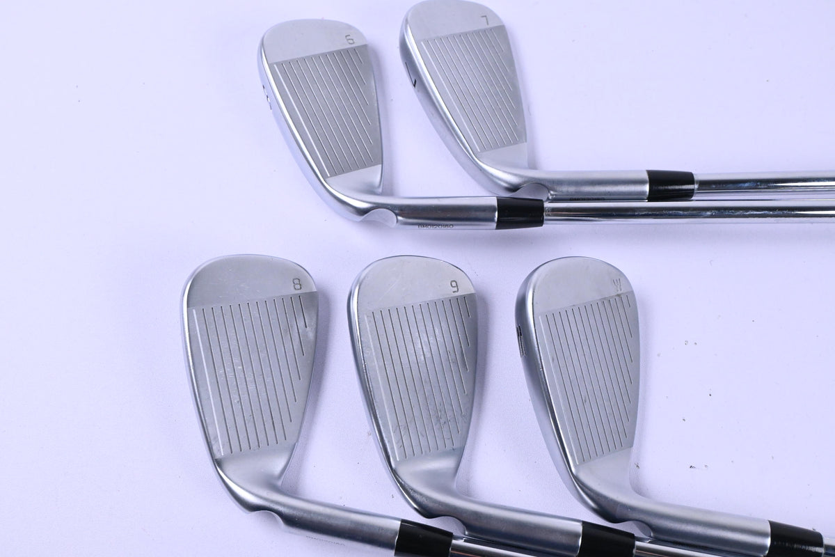 Ping G440 Irons / 6-PW / White Dot / Regular Flex Ping AWT 3.0 Shafts