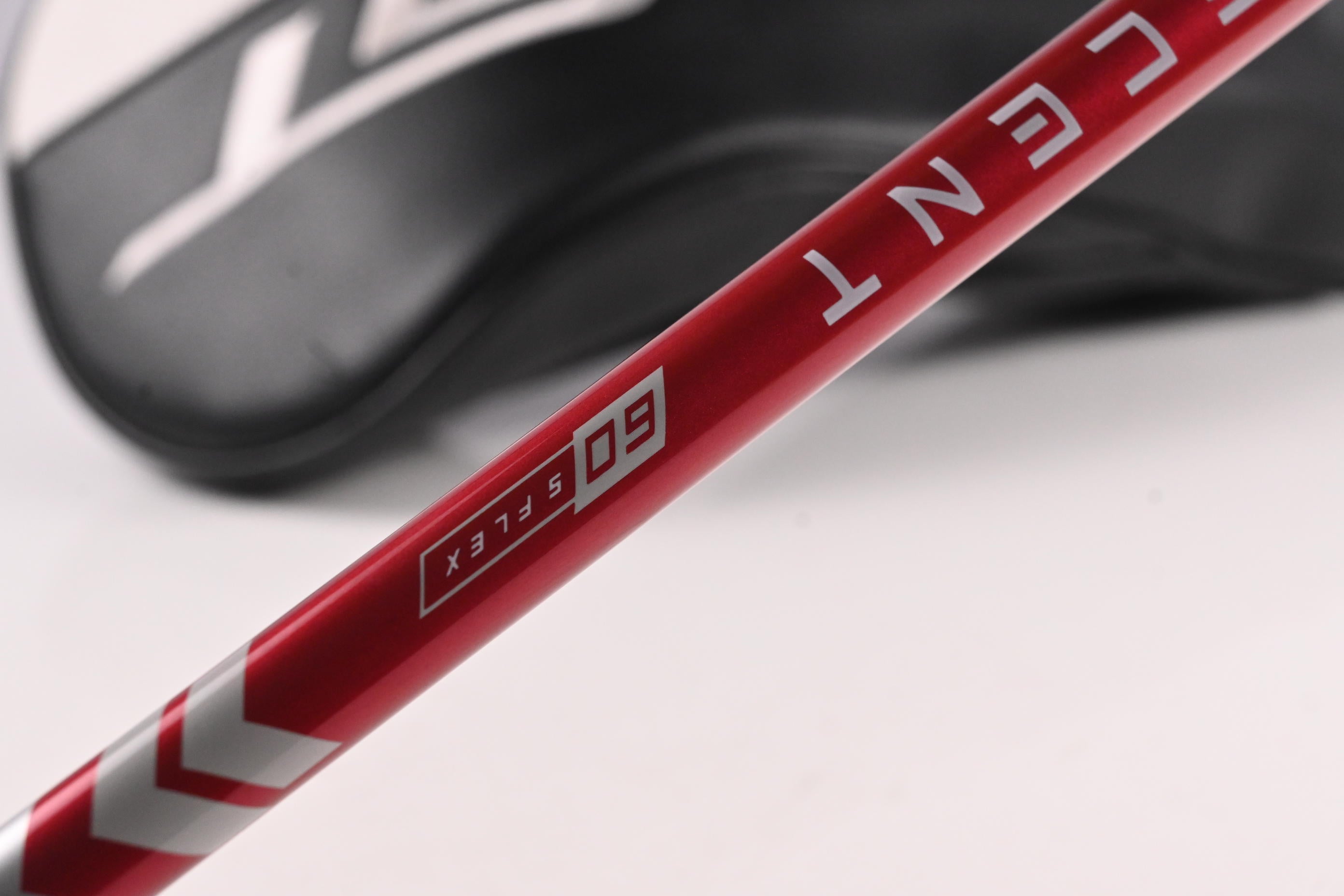 Titleist GT2 Driver / 9 Degree / Stiff Flex Aldila Ascent Red 60 Shaft
