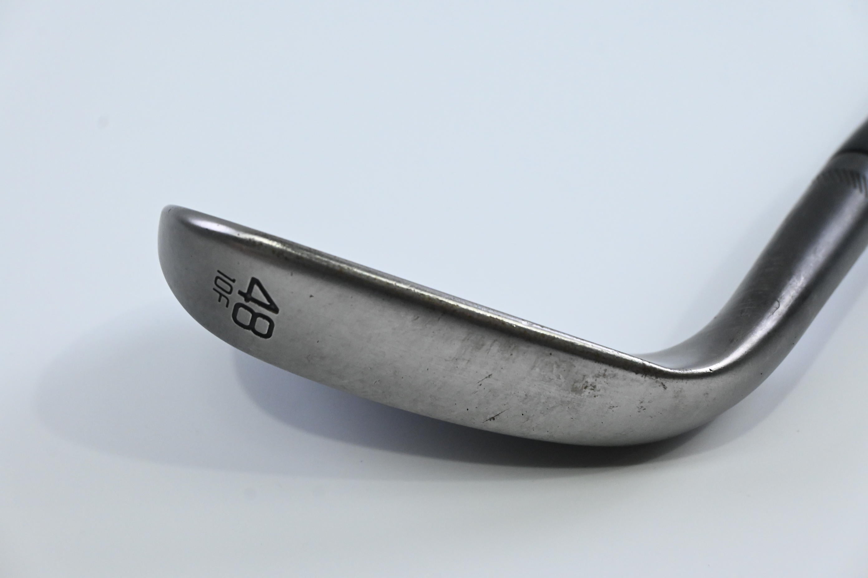 Titleist Vokey SM9 Pitching Wedge / 48 Degree / Regular Flex AMT Red R300 Shaft