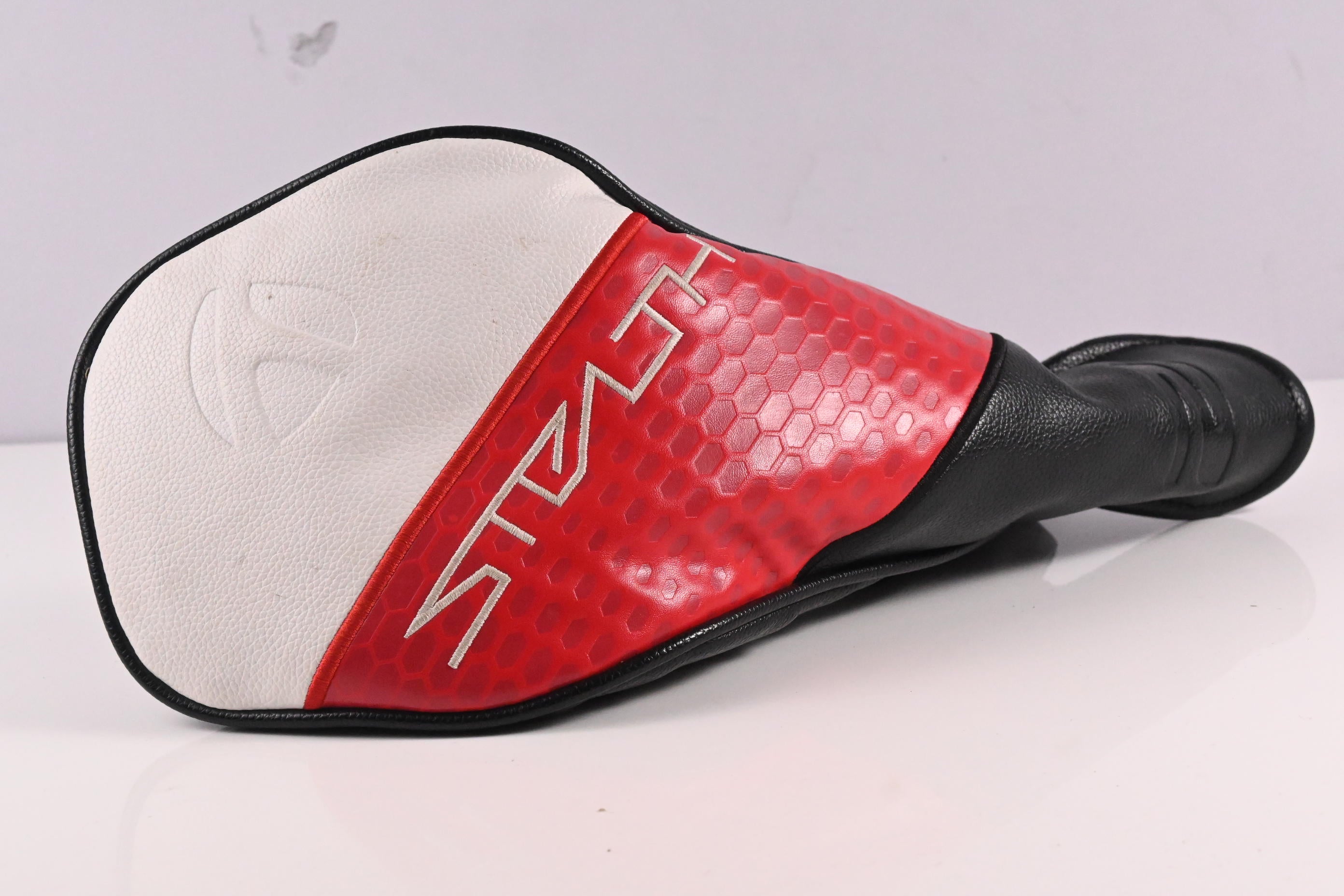 Taylormade Stealth 2 Plus Driver / 10.5 Degree / Stiff Flex Kai`li Red 60 Shaft