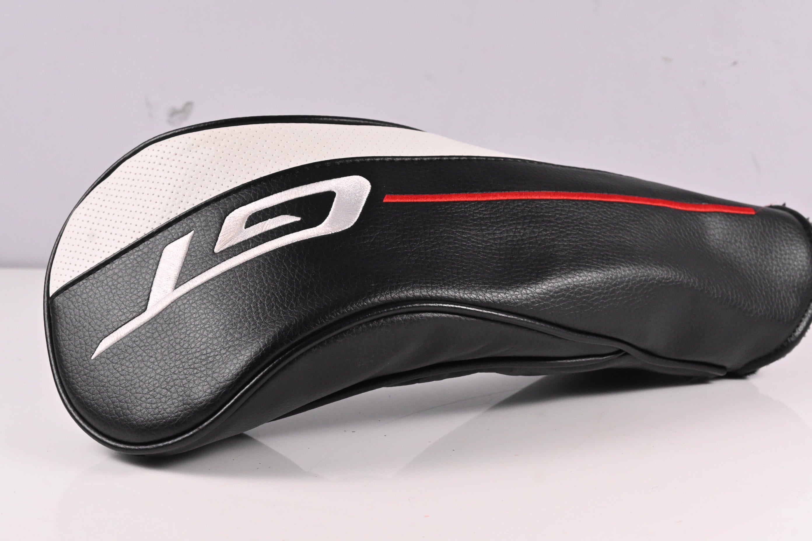 Titleist GT2 Driver / 9 Degree / Stiff Flex Aldila Ascent Red 60 Shaft
