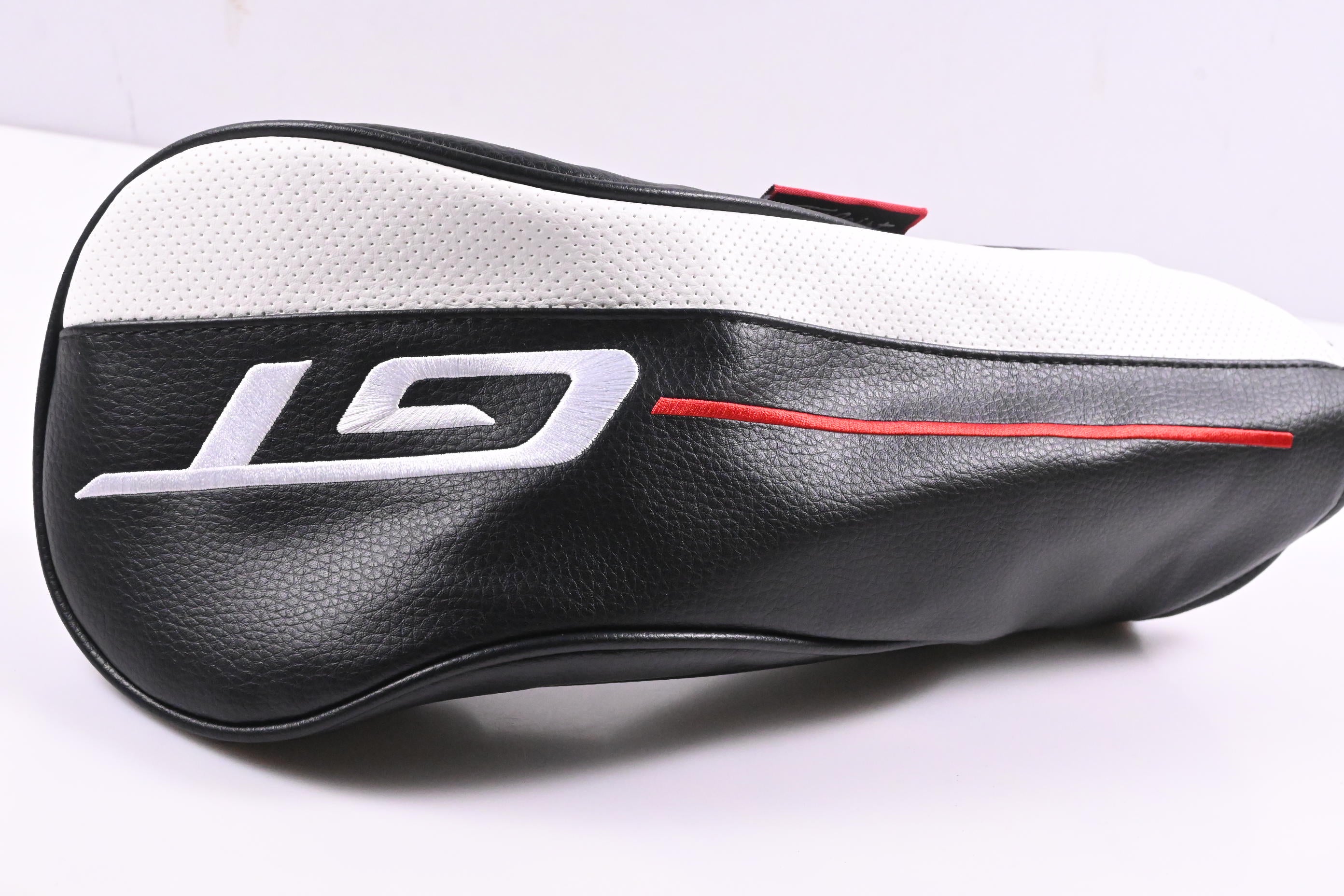 Left Hand Titleist GT2 Driver / 10 Degree / Regular Flex AirSpeeder 40 Shaft