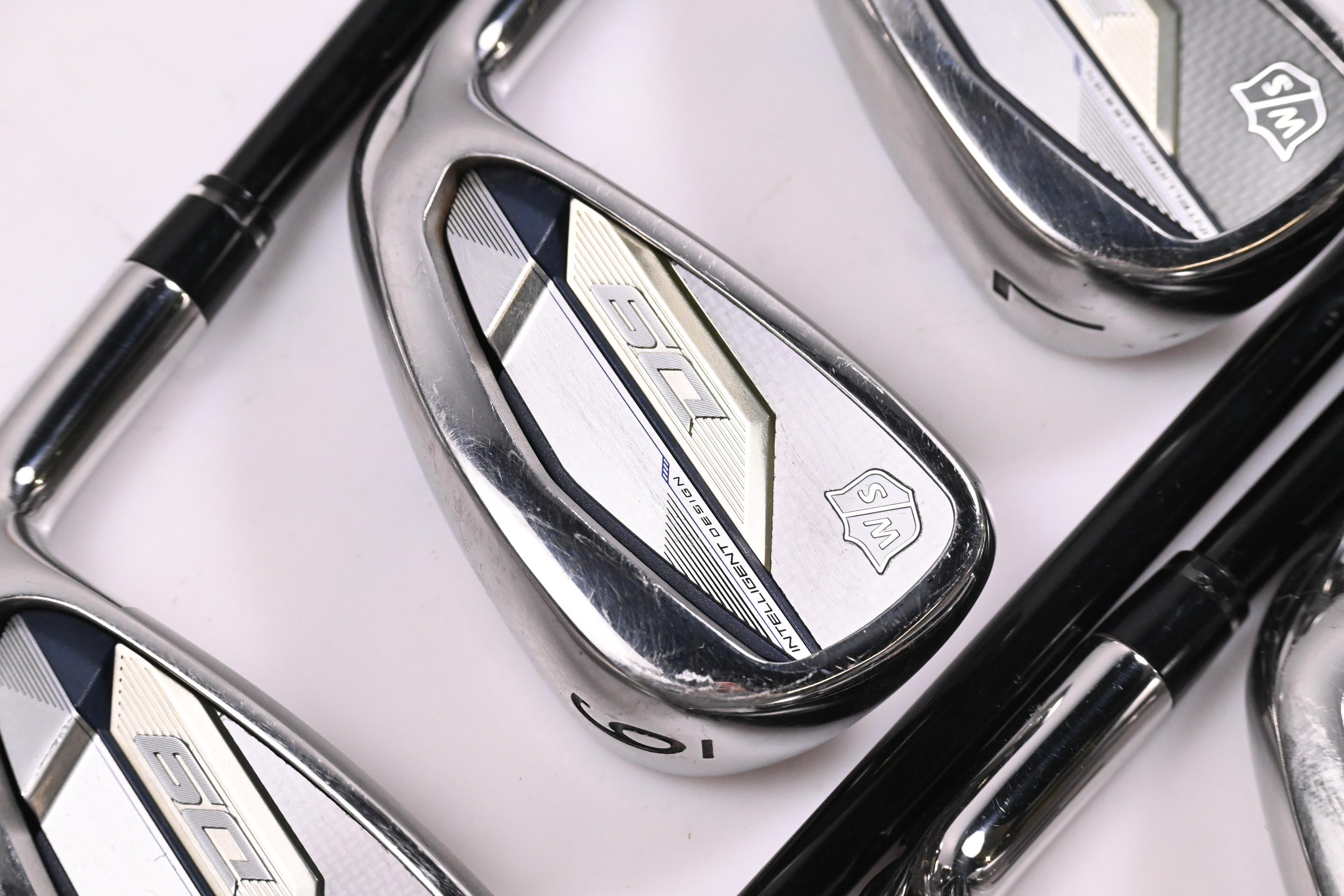 Wilson D9 Irons / 5-PW+SW / Regular Flex Tensei AV Silver 60 Shafts