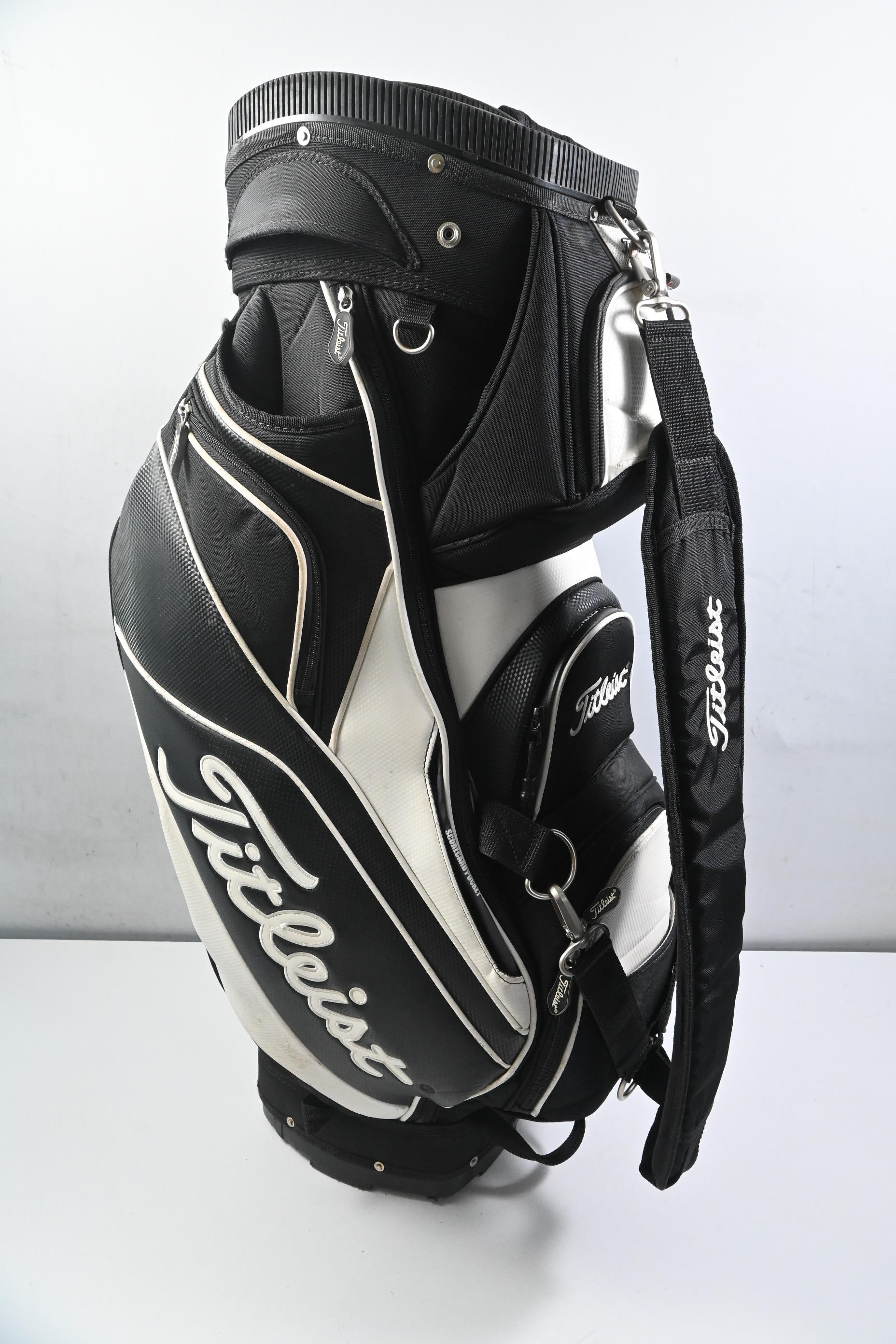 Titleist Cart Bag / 14-Way Divider / Black, White